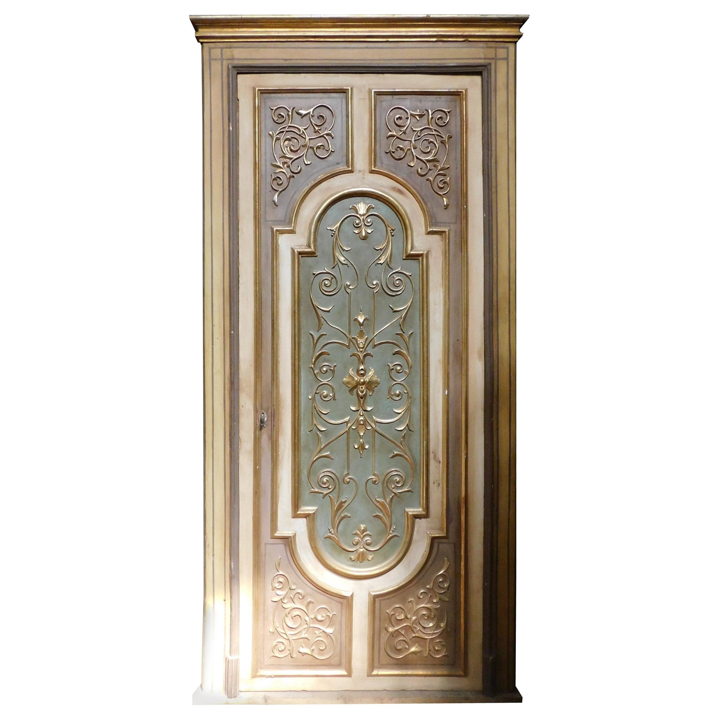 Door in Gilded and Vintage Lacquered Wood with Frame, 20th Century Italy