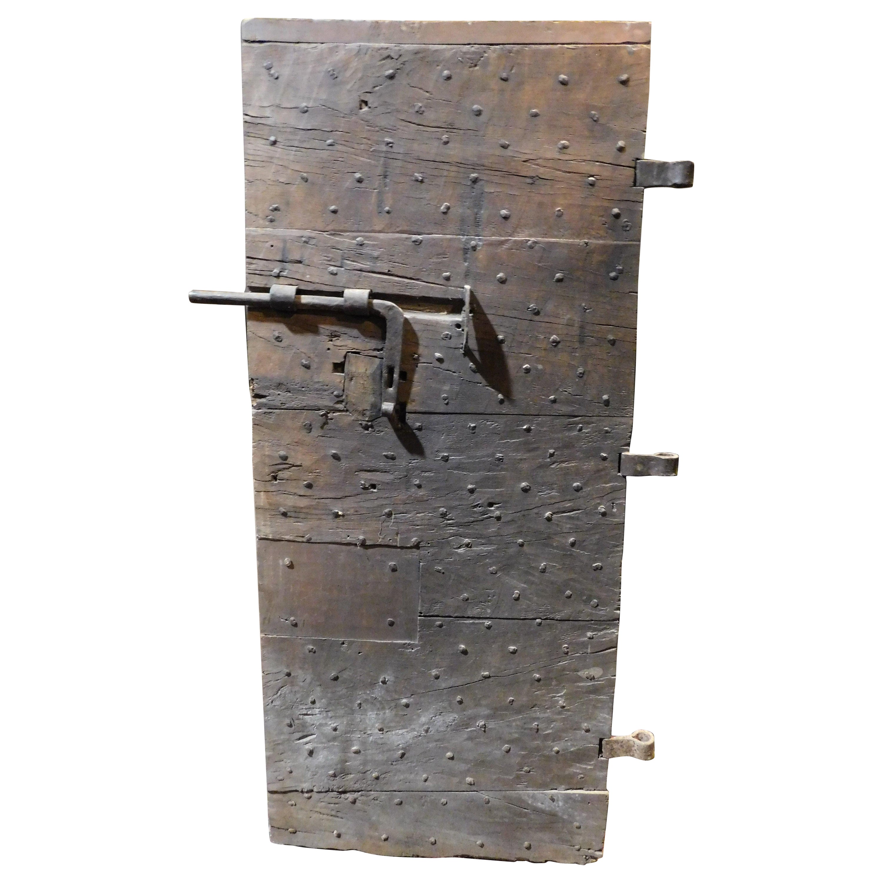 Porta in rovere di un vecchio carcere con ferro originale, Italia in vendita