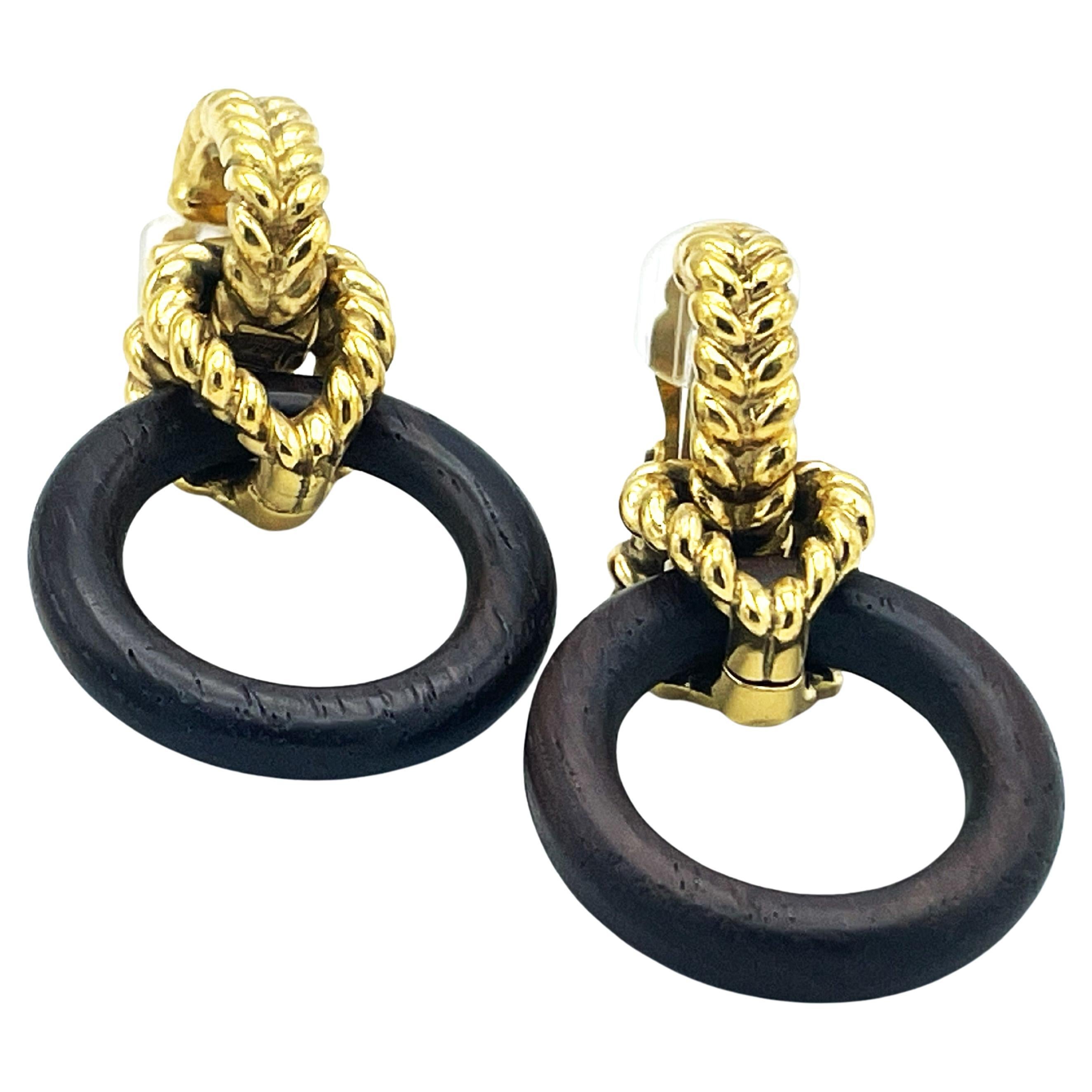 'Door knocker' earring in wood and gilded metal by Robert Goossens Paris, 1960's For Sale