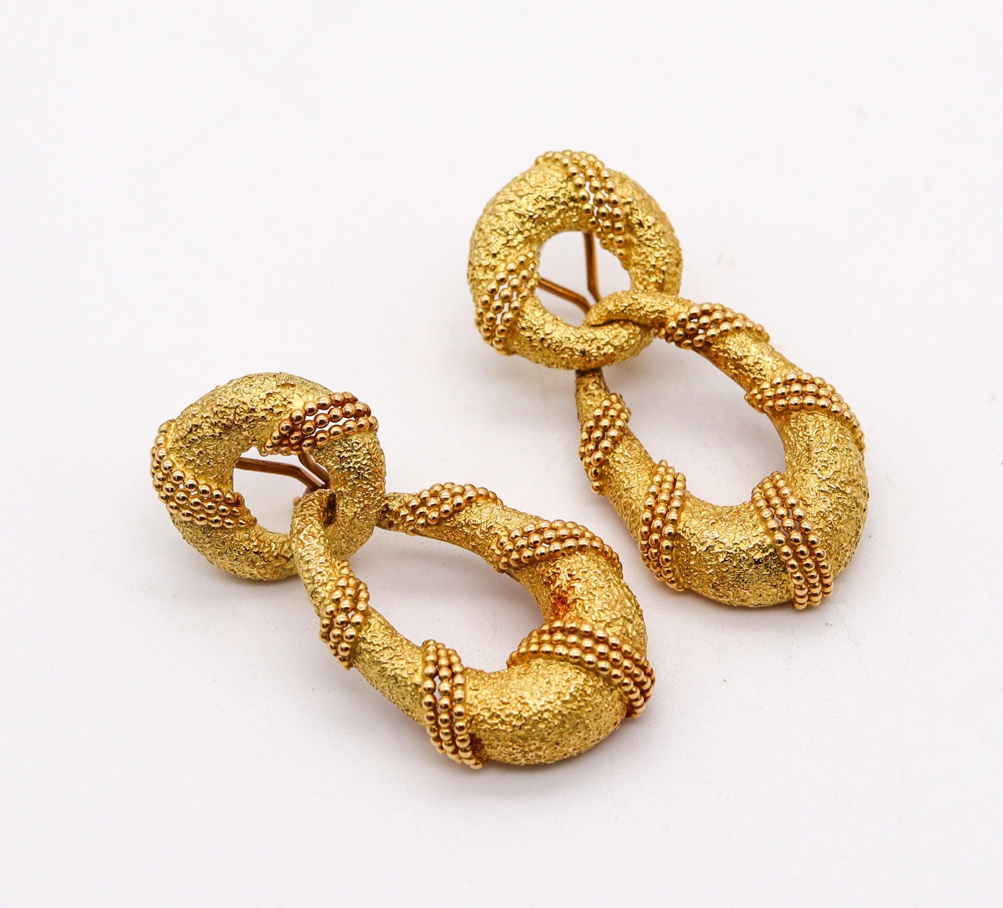 Modernist DOOR KNOCKERS 1970 Dangle Earrings In Textured Solid 18Kt Yellow Gold