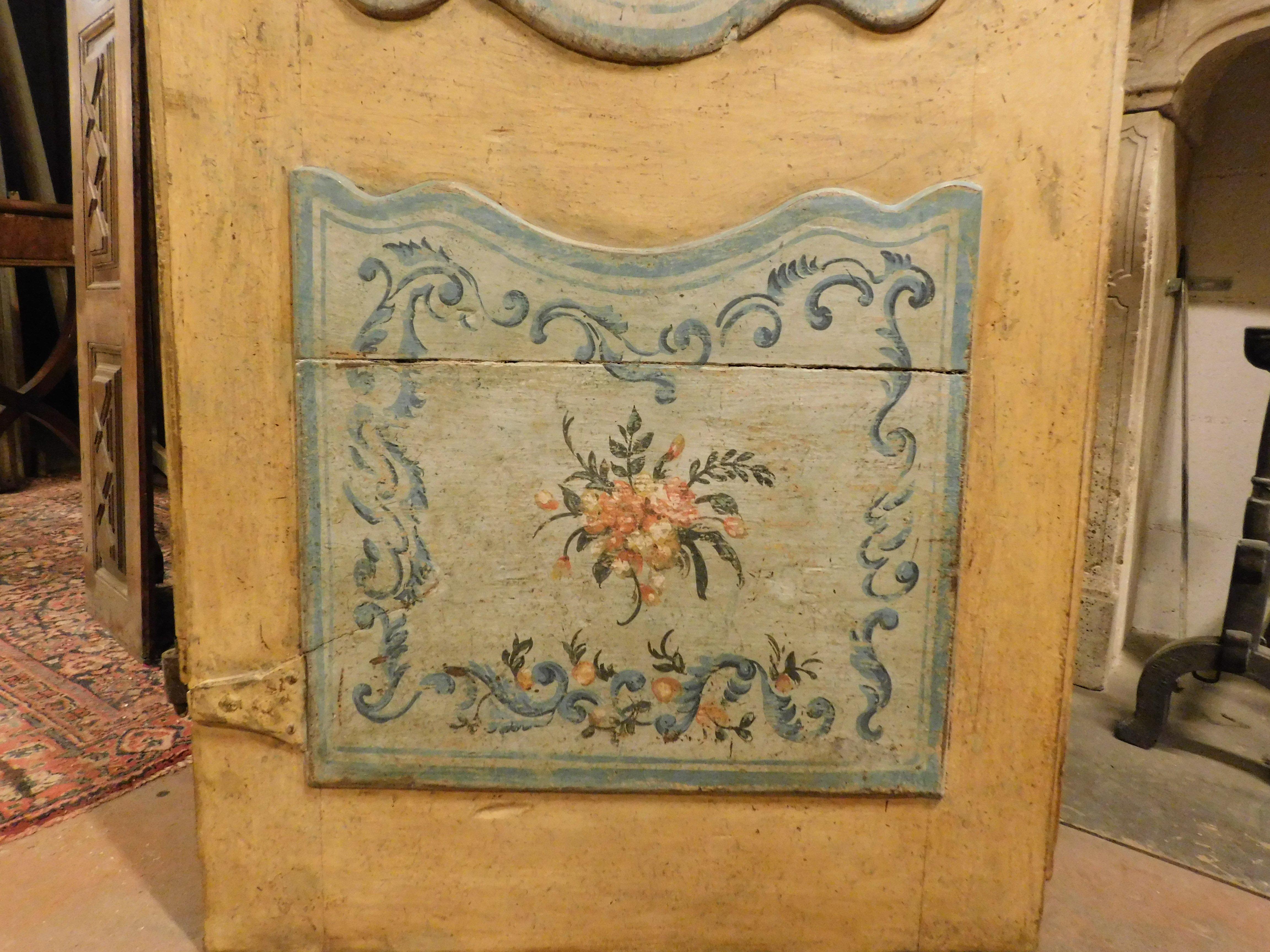 Hand-Painted Door lacquered and painted with flowers, fruits and birds, double-sided, Italy For Sale