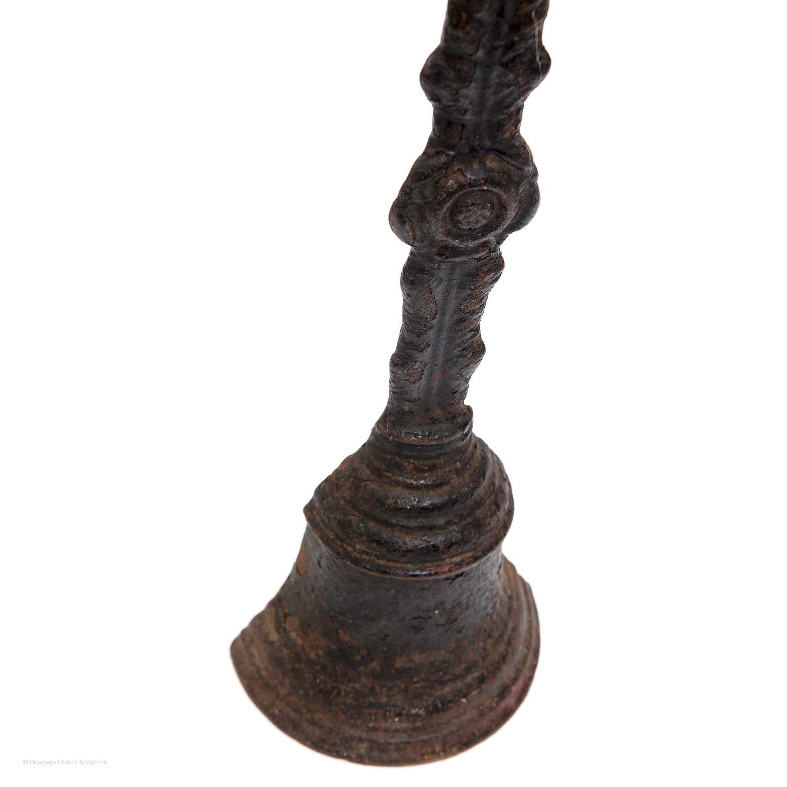 Doorstop, 19th Century, English Victorian, Cast Iron, Bell, Rope Twist For Sale 2