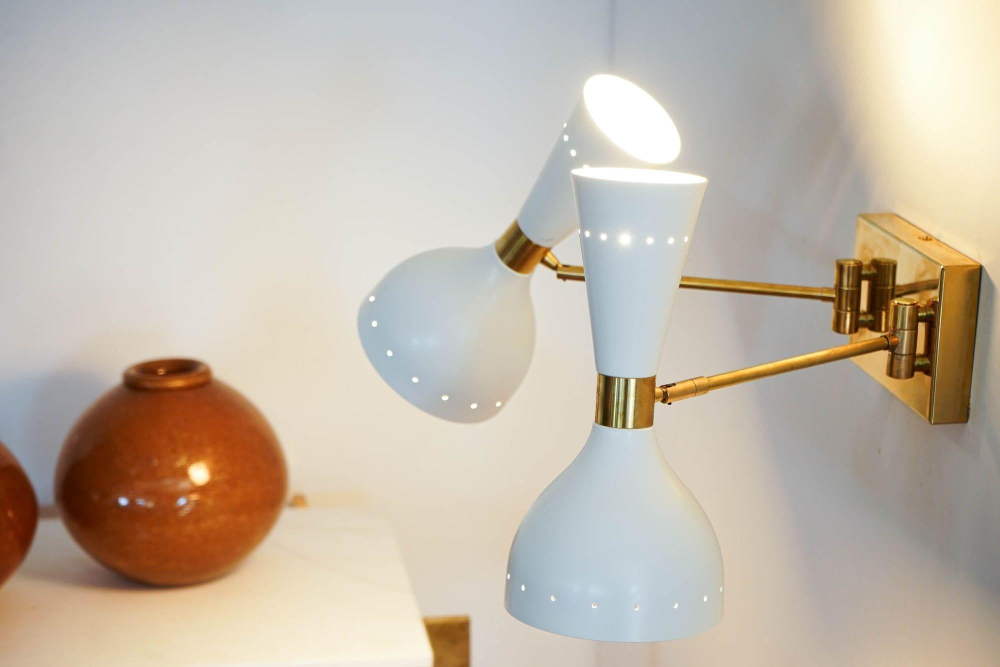 Doppio, pair of sconces rotating with pivot heads, twin lights. Piattelli design For Sale 4