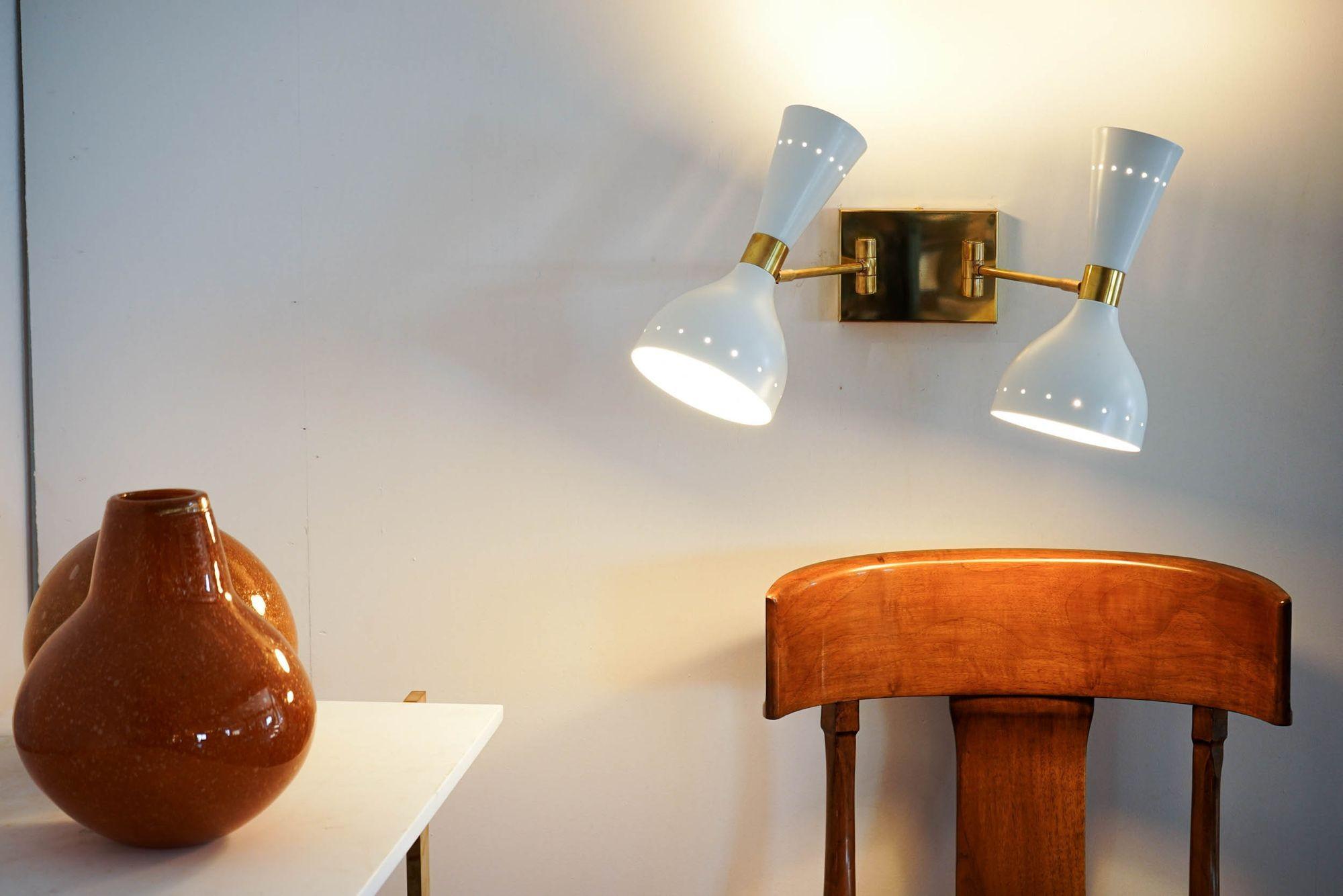 Doppio, pair of sconces rotating with pivot heads, twin lights. Piattelli design For Sale 8