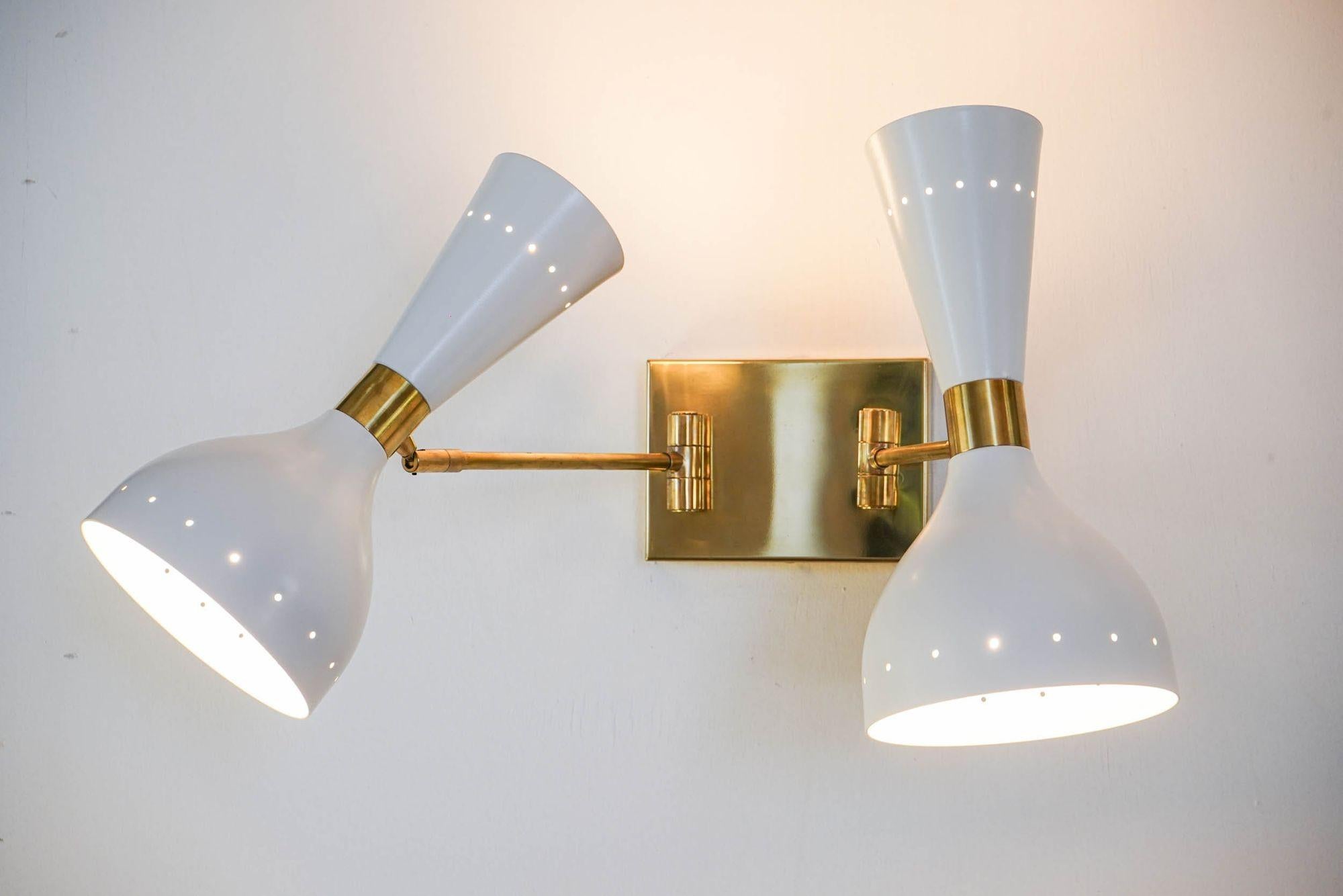 Doppio, pair of sconces rotating with pivot heads, twin lights. Piattelli design For Sale 9