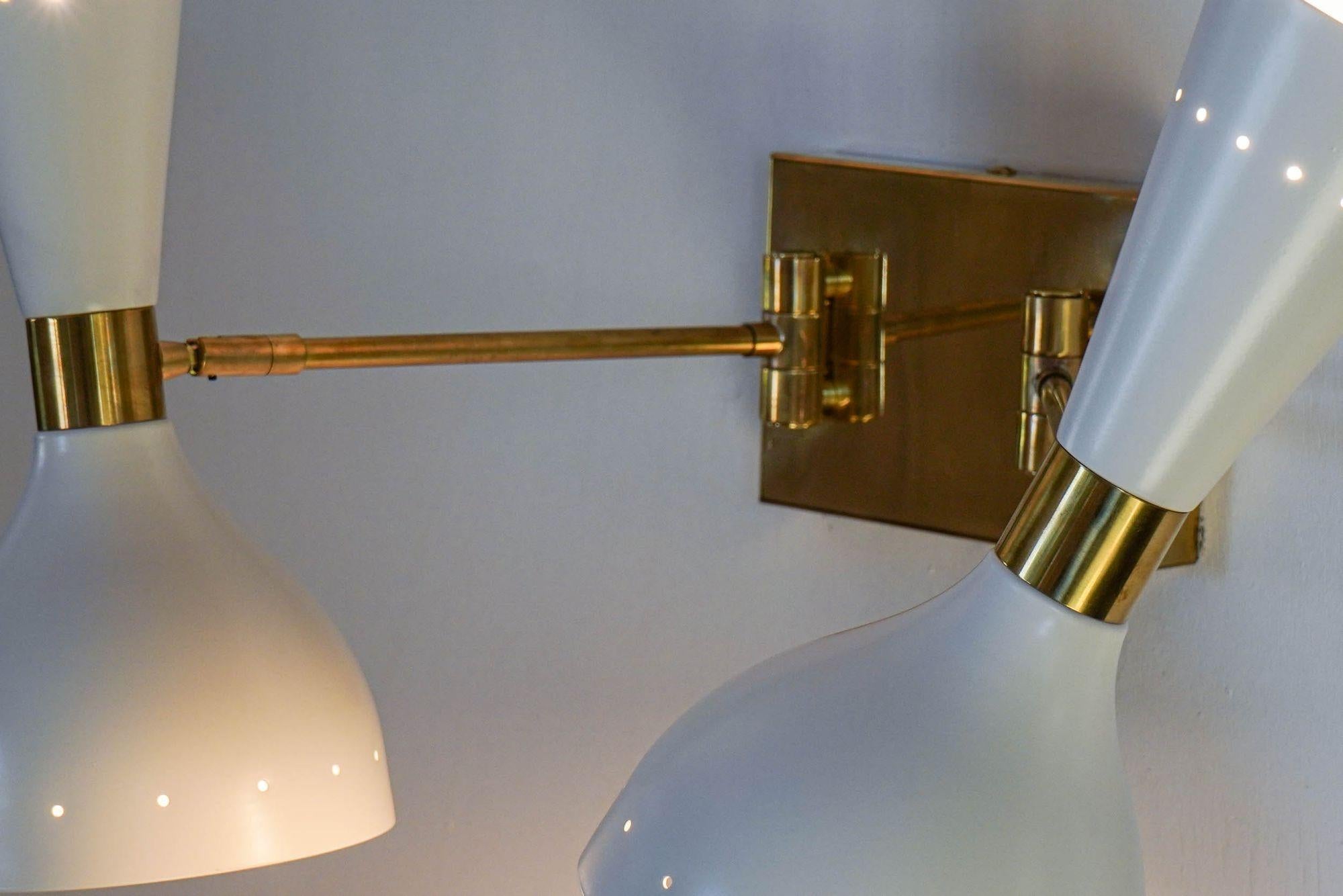 Doppio, pair of sconces rotating with pivot heads, twin lights. Piattelli design For Sale 11