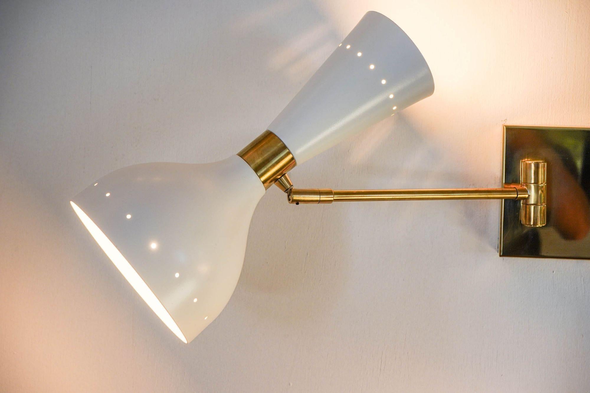 Contemporary Doppio, pair of sconces rotating with pivot heads, twin lights. Piattelli design For Sale