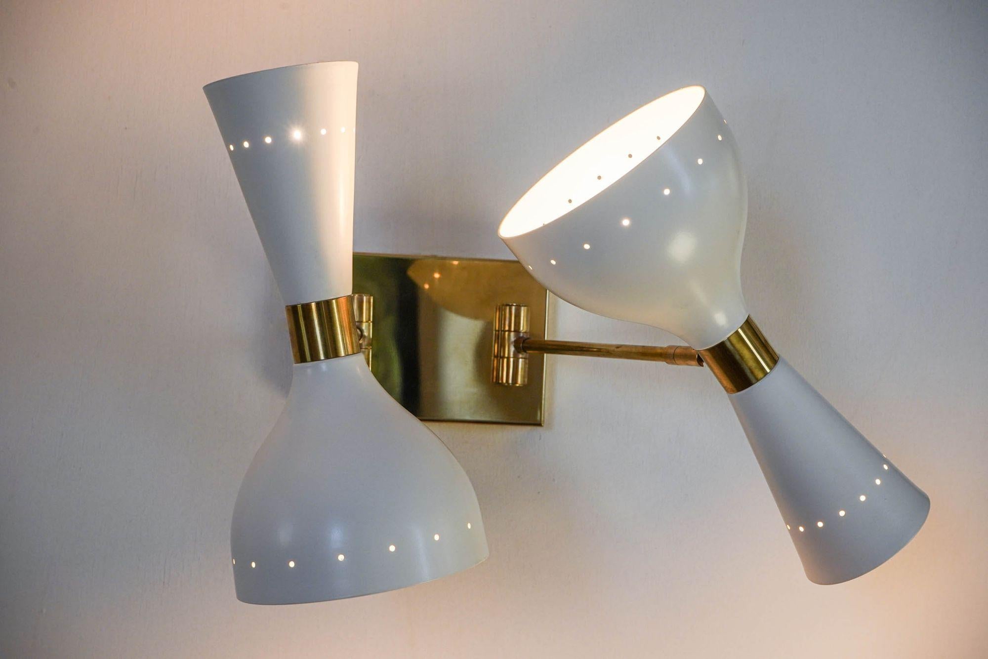 Doppio, pair of sconces rotating with pivot heads, twin lights. Piattelli design For Sale 1
