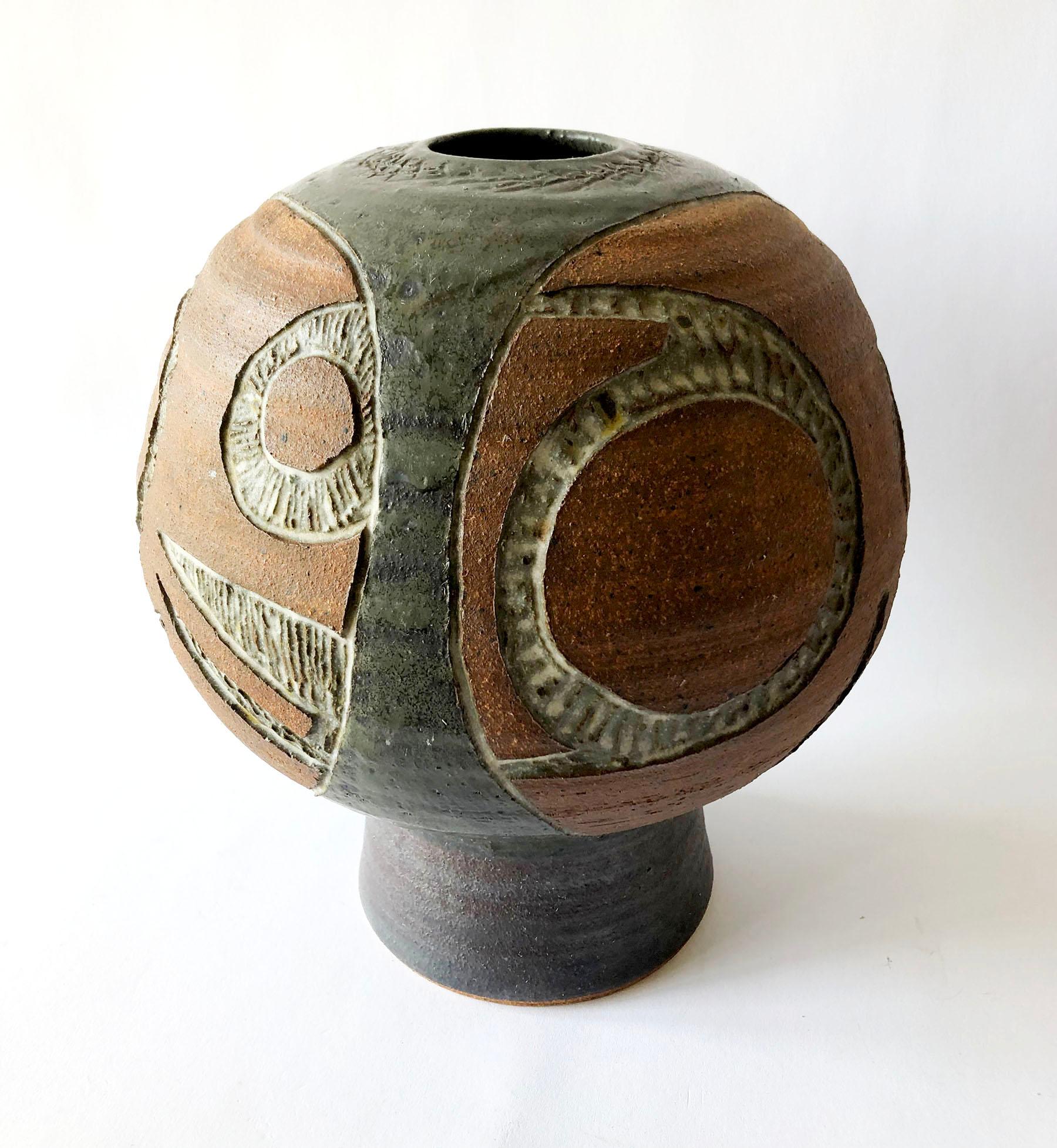 Large stoneware sphere vase created by sculptor and potter Dora De Larios of Los Angeles, California. Vase measures 12