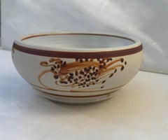 Dora De Larios poterie/ bol en porcelaine décoré .