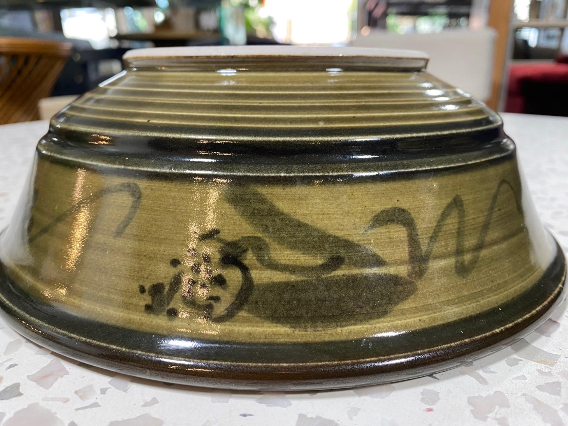 Dora De Larios Signed Mexican American California Studio Pottery Large Art Bowl For Sale 2