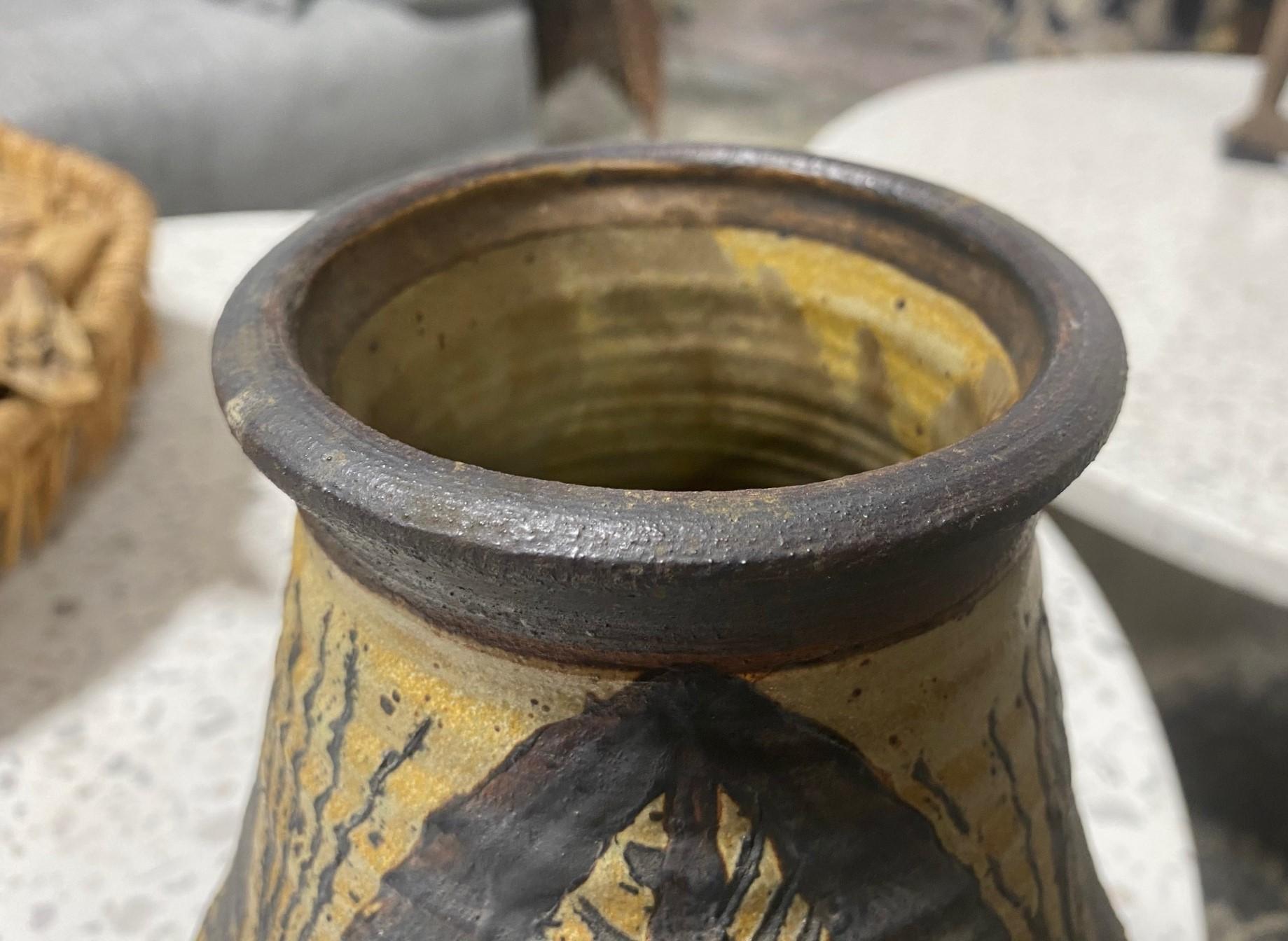 Grand vase en poterie de studio californien moderne mi-siècle signé Dora De Larios en vente 3