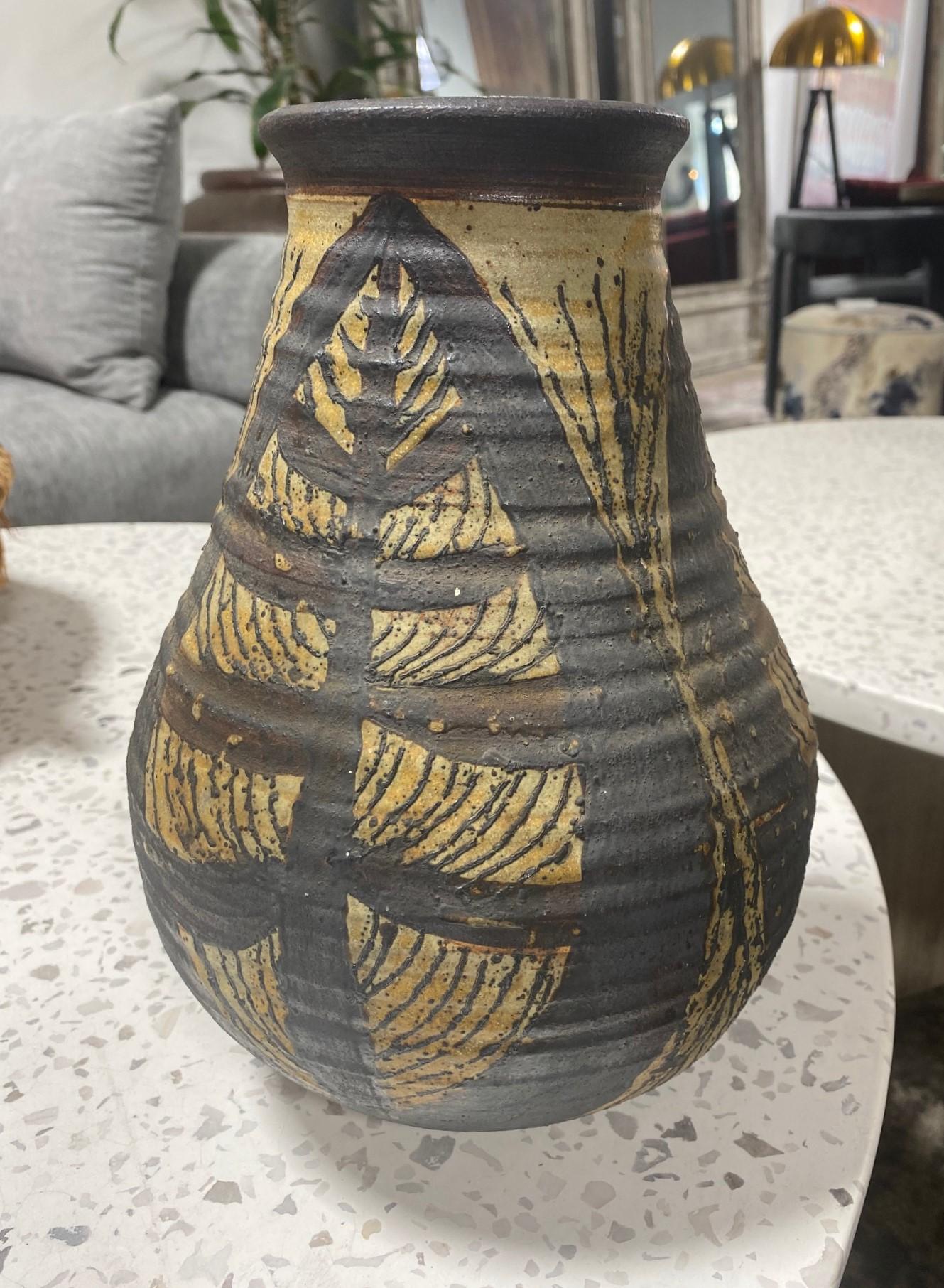 American Dora De Larios Signed Mid-Century Modern California Studio Pottery Large Vase For Sale