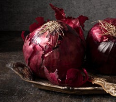 Cebollas con nueces. From the Bodegones still life color photography  series