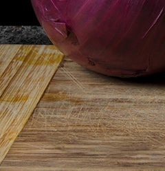 Cebollas con Jarrito. From The Bodegones still life color photography series