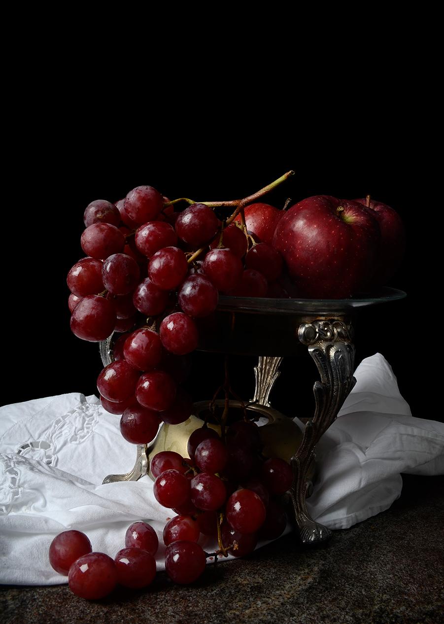 Uvas y manzanas. Von The Bodegones Stillleben-Farbfotografie  Serie