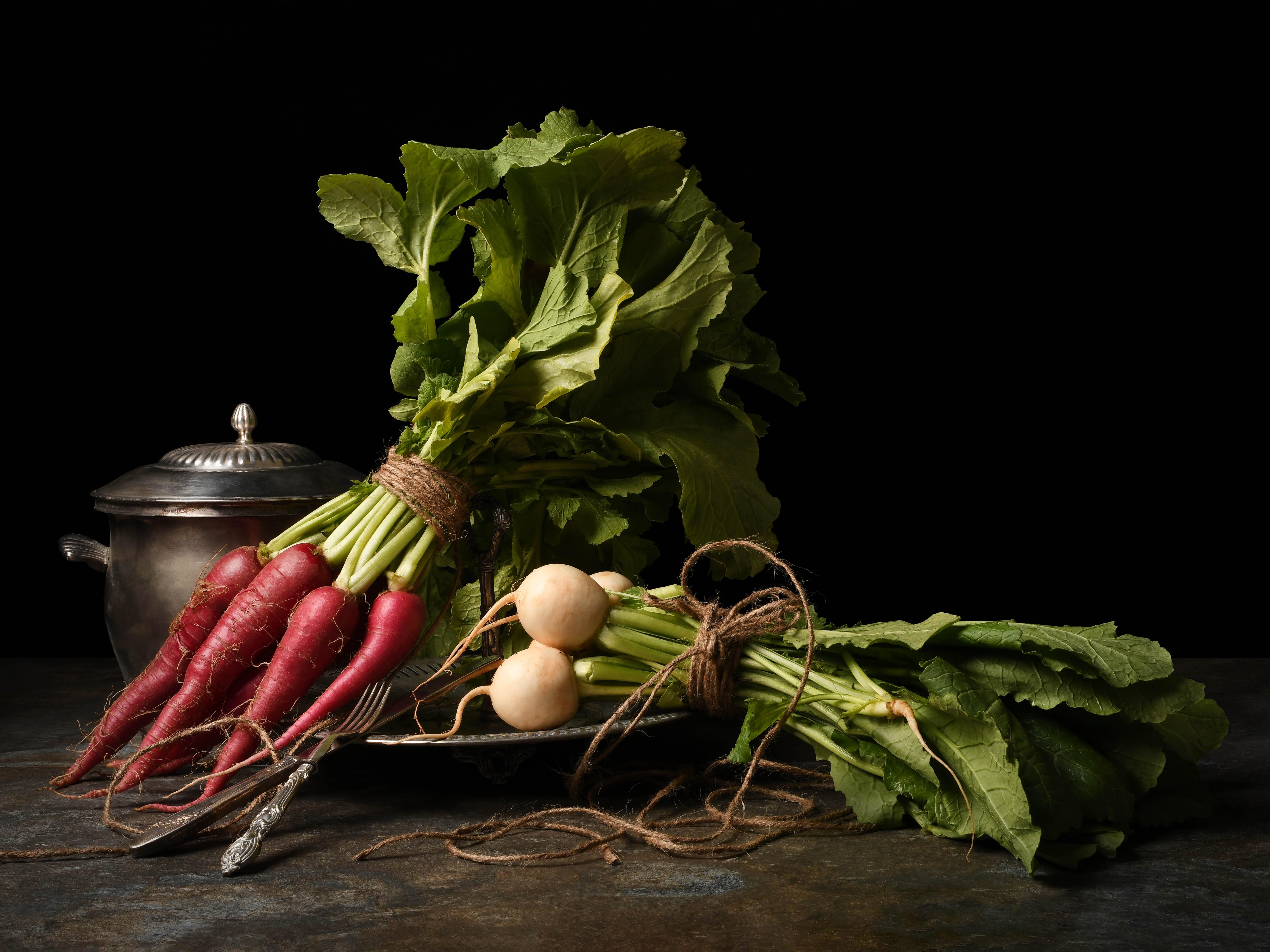 Color Photograph Dora Franco - Nabos. De The Bodegones  Série. Nature morte photographie couleur