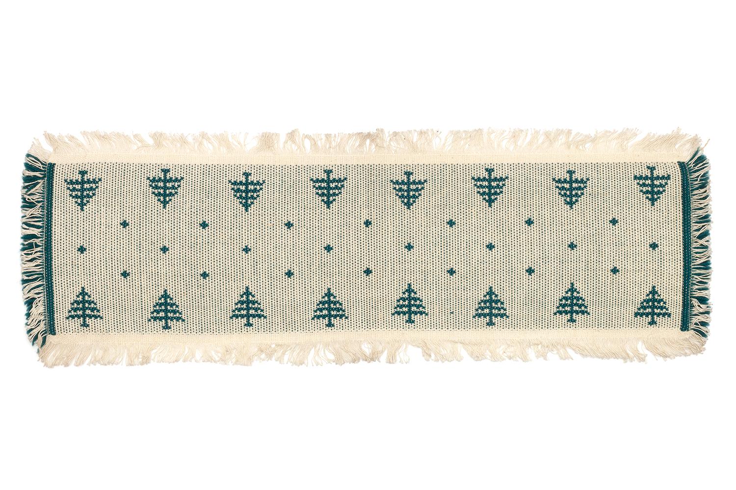 Dora Jung es una de las mayores artistas textiles de Finlandia.
A lo largo de su vida, trabajó incansablemente para dominar los materiales y las técnicas, sin comprometer nunca su visión artística. Desarrolló técnicas tradicionales de tejido de