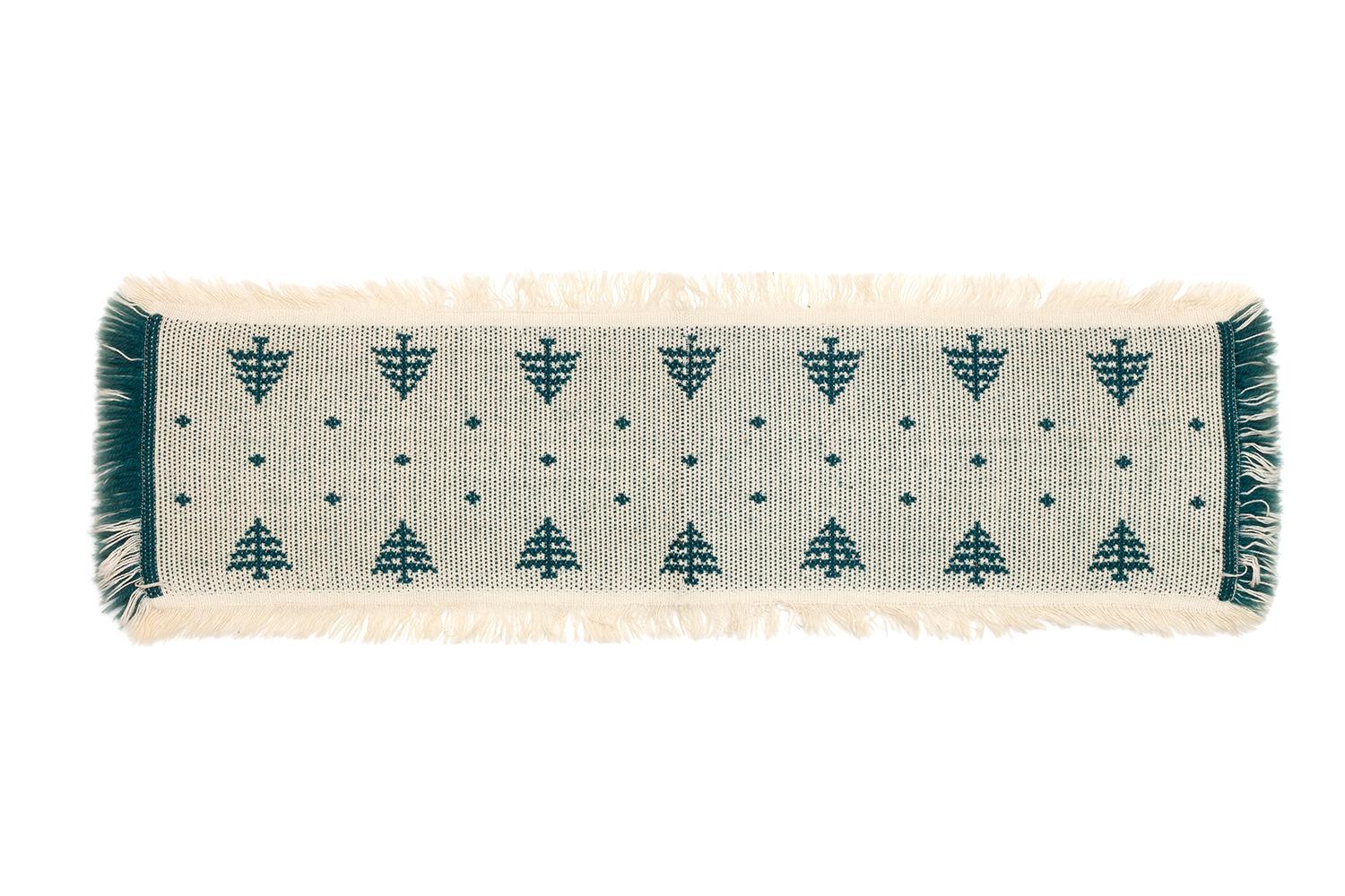 Dora Jung is one of Finland's greatest textile artists.
Throughout her life, she worked tirelessly to master materials and techniques, never compromising on her artistic vision. She developed traditional damask weaving techniques and created modern