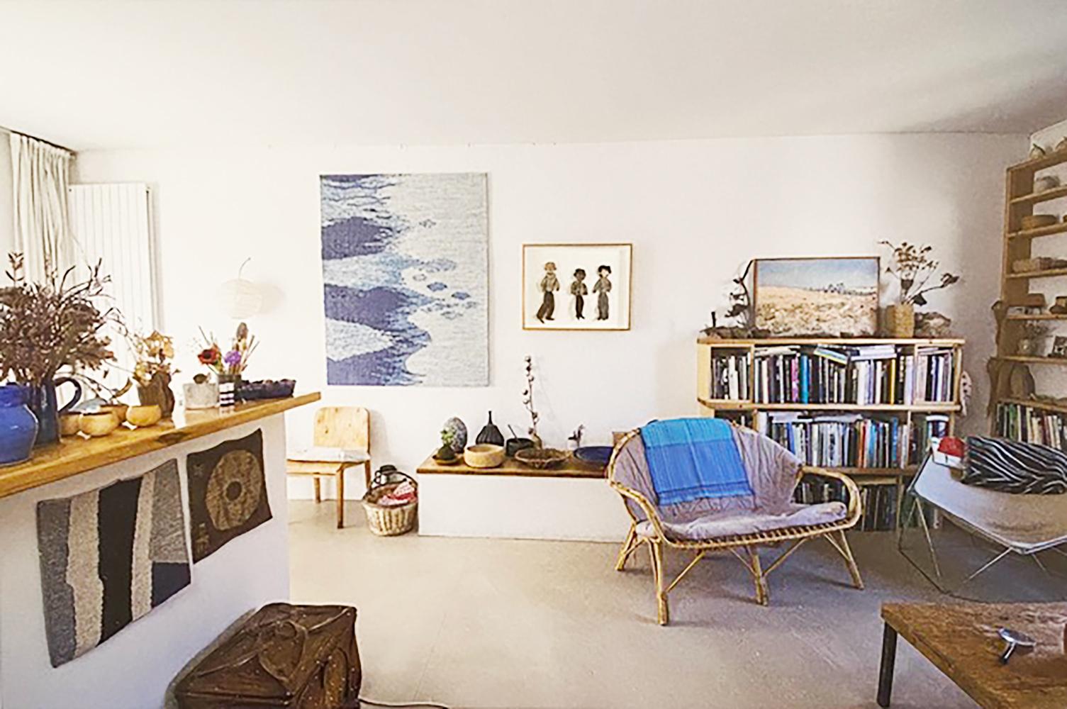 Dora Jung / Tapestry / Gifted by Dora Jung to Simone Prouvé in 1954. For Sale 4