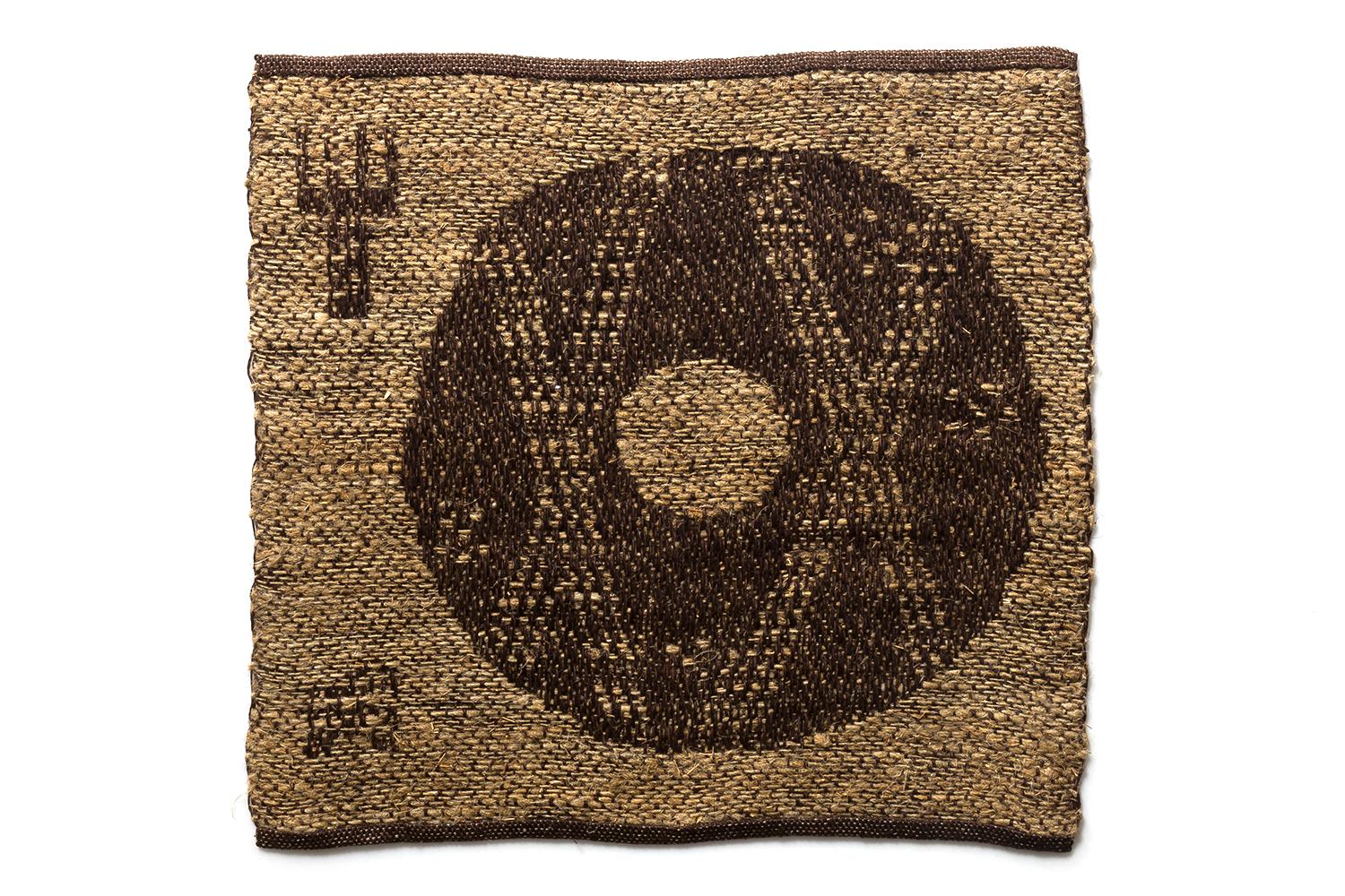 Dora Jung is one of Finland's greatest textile artists.
Throughout her life, she worked tirelessly to master materials and techniques, never compromising on her artistic vision. She developed traditional damask weaving techniques and created modern