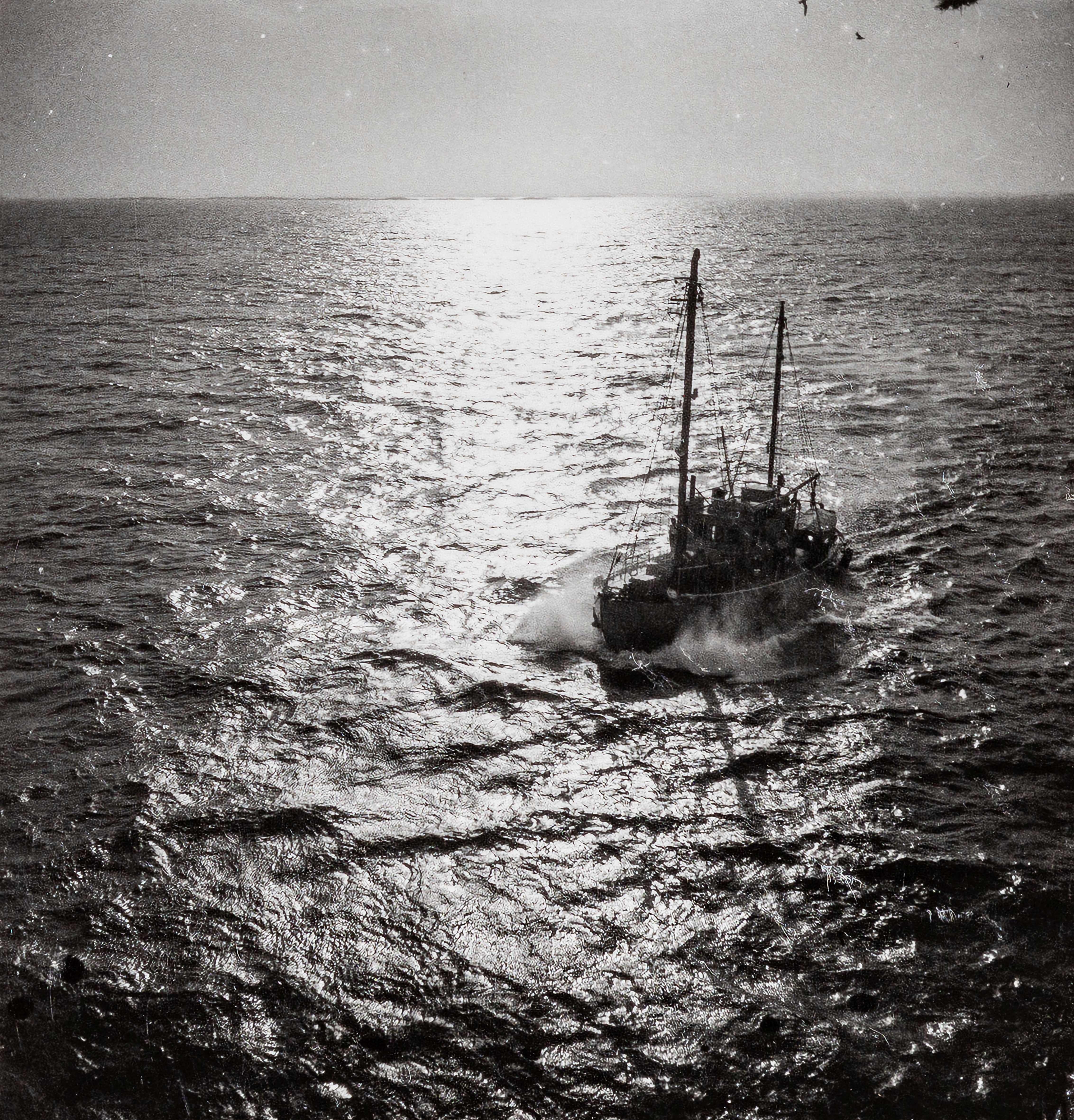 Dora Maar Black and White Photograph - Sea [Reflections], (Marines [Reflets]) I