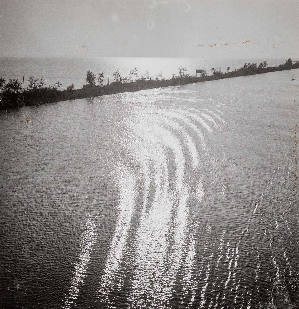 Study of Light on Water, (Études de Lumière sur l'Eau) III