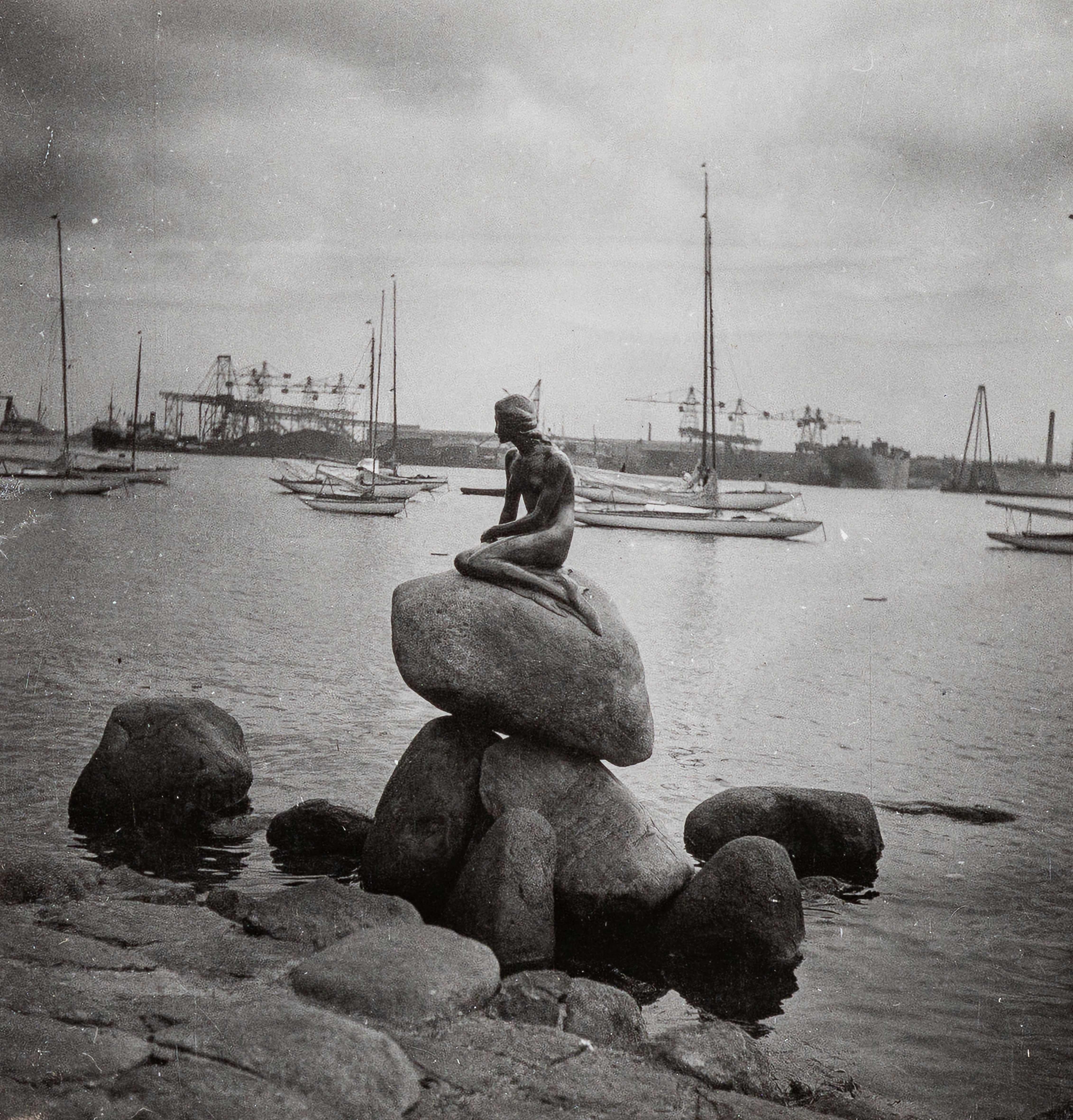 Dora Maar Black and White Photograph - The Little Mermaid, Copenhagen, I
