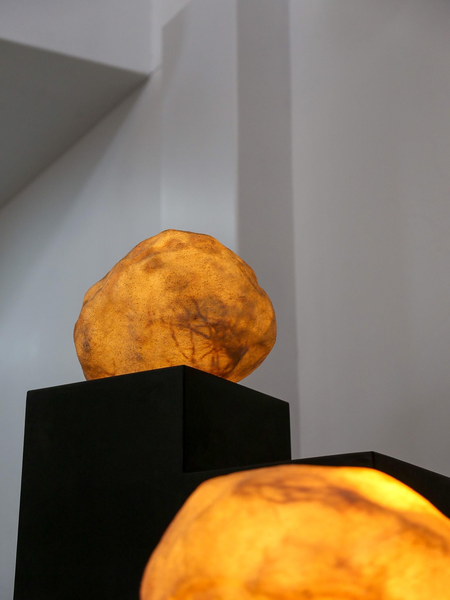 Dora Rock Table Lamp by André Cazenave for Atelier A in Marble Powder & Resin For Sale 4