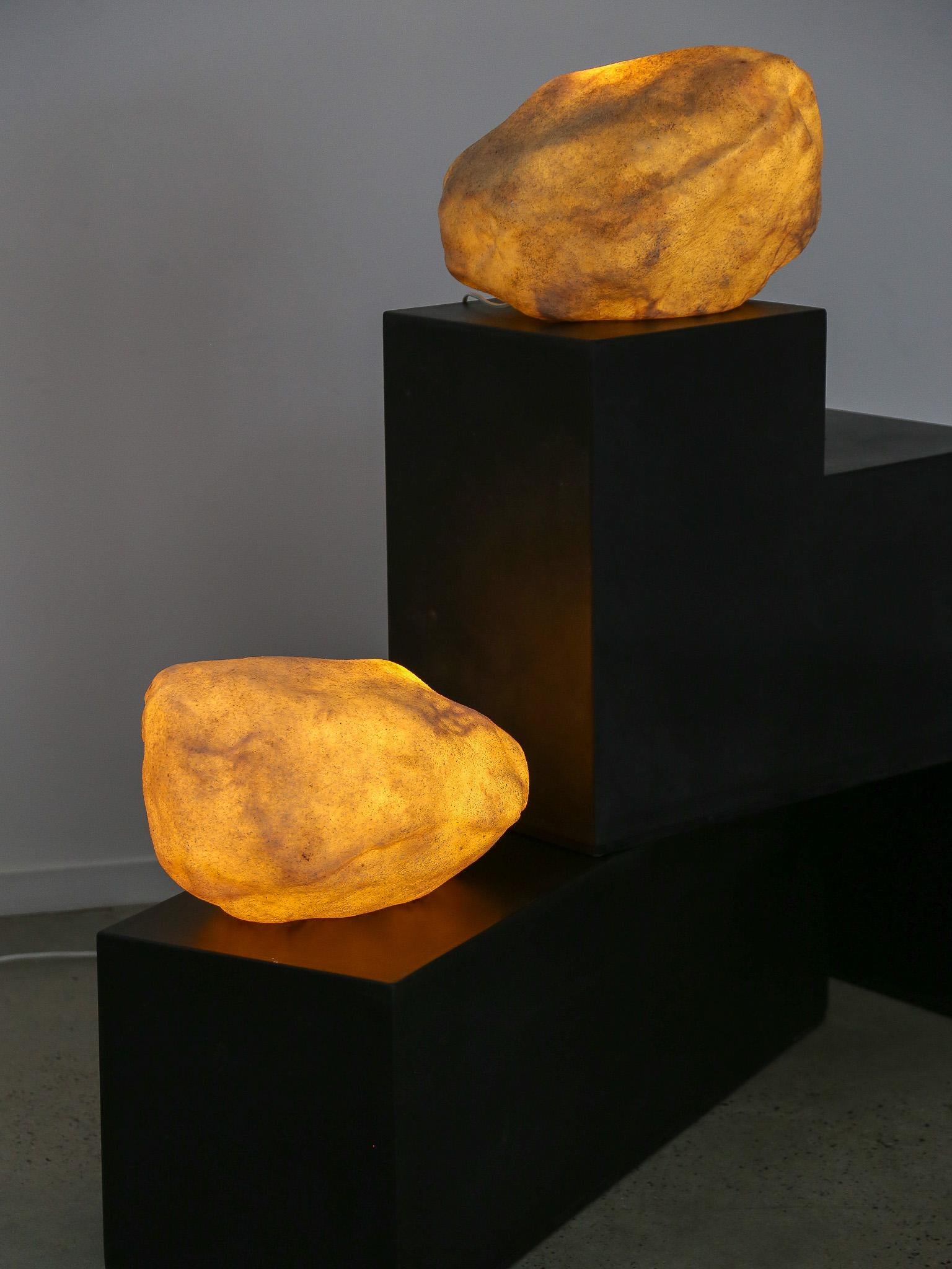 Dora Rock Table Lamp by André Cazenave for Atelier A in Marble Powder & Resin For Sale 6