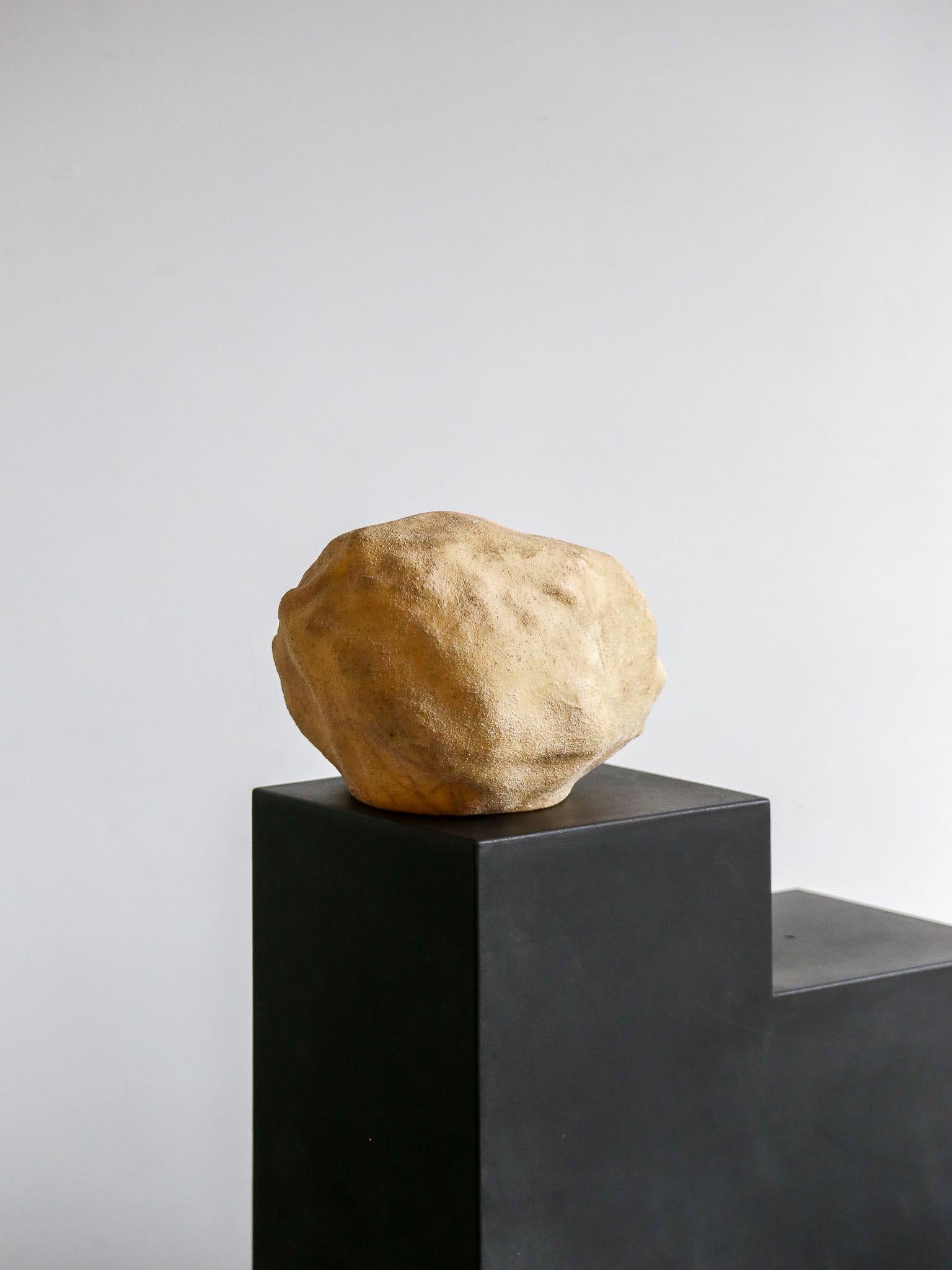 Dora Rock Table Lamp by André Cazenave for Atelier A in Marble Powder & Resin For Sale 9