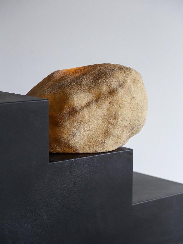 Lampe de table Dora Rock par André Cazenave pour Atelier A en poudre de marbre et résine Bon état - En vente à Byron Bay, NSW
