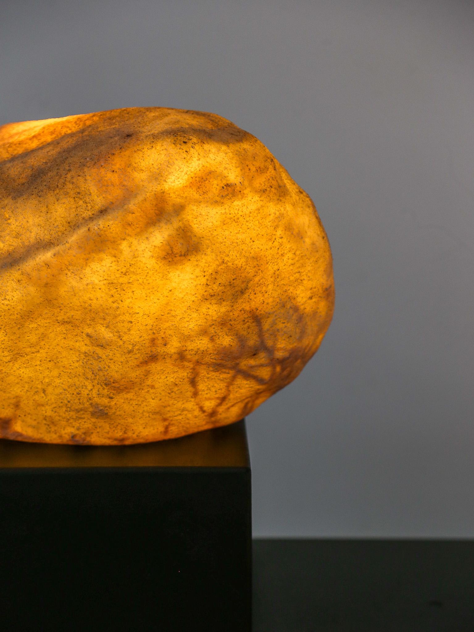 Dora Rock Table Lamp by André Cazenave for Atelier A in Marble Powder & Resin For Sale 2