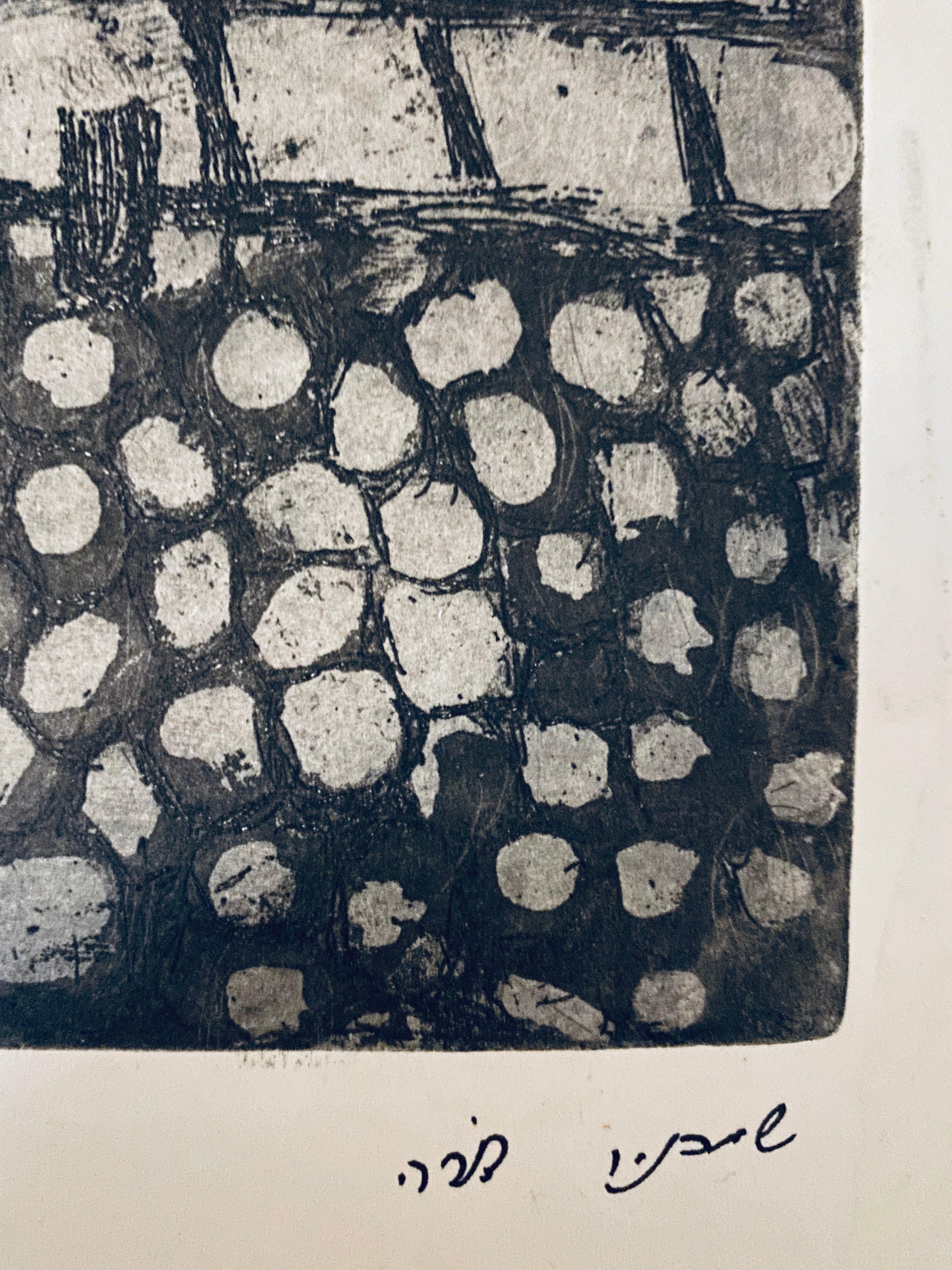 Grabado de sinagoga destruida - Luck, Polonia - Figurative Print Negro de Dora Szampanier