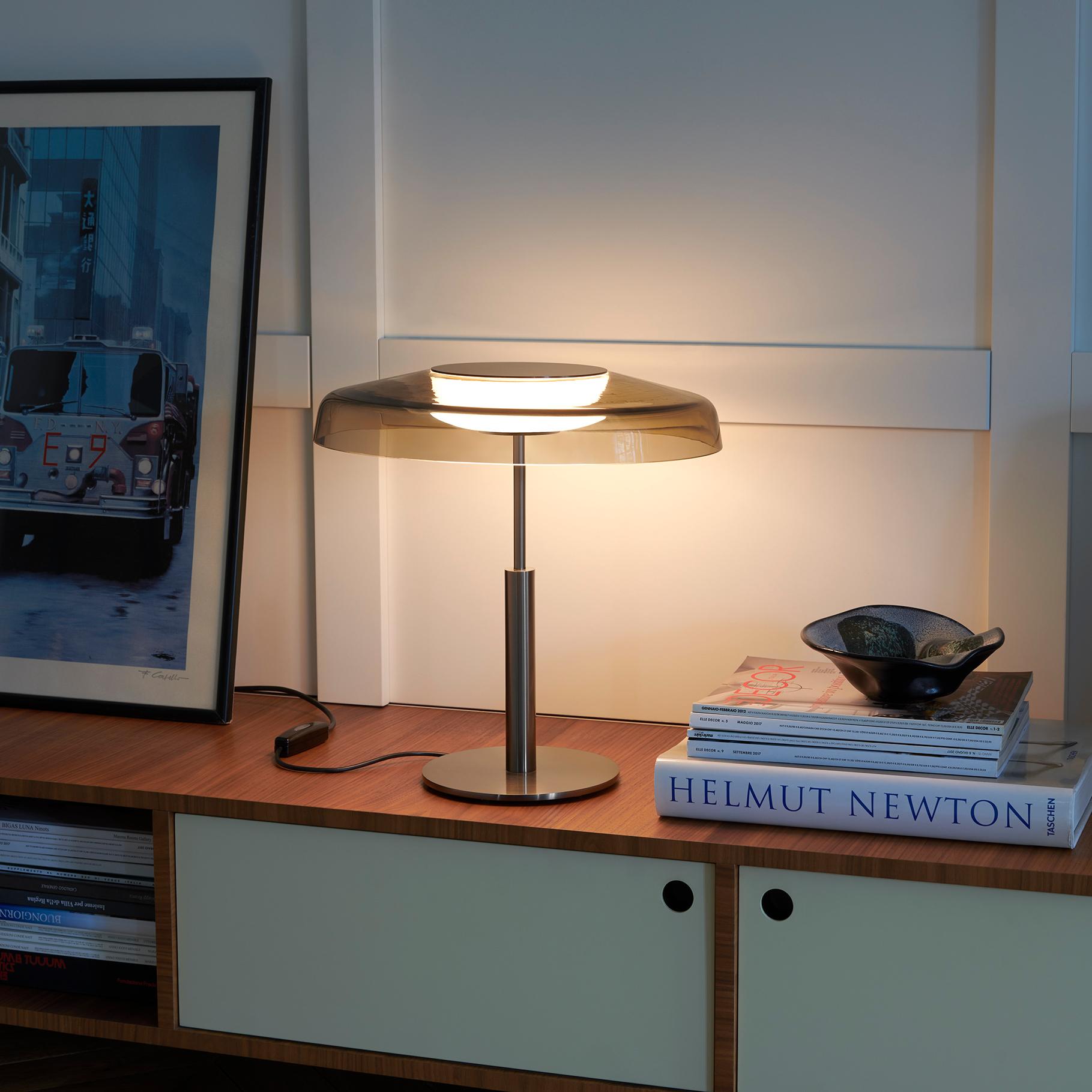 Lampe de bureau Dora conçue par Angeletti Ruzza pour Oluce en vente 3