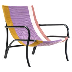 Silla de salón Dorado Maraca de Sebastian Herkner