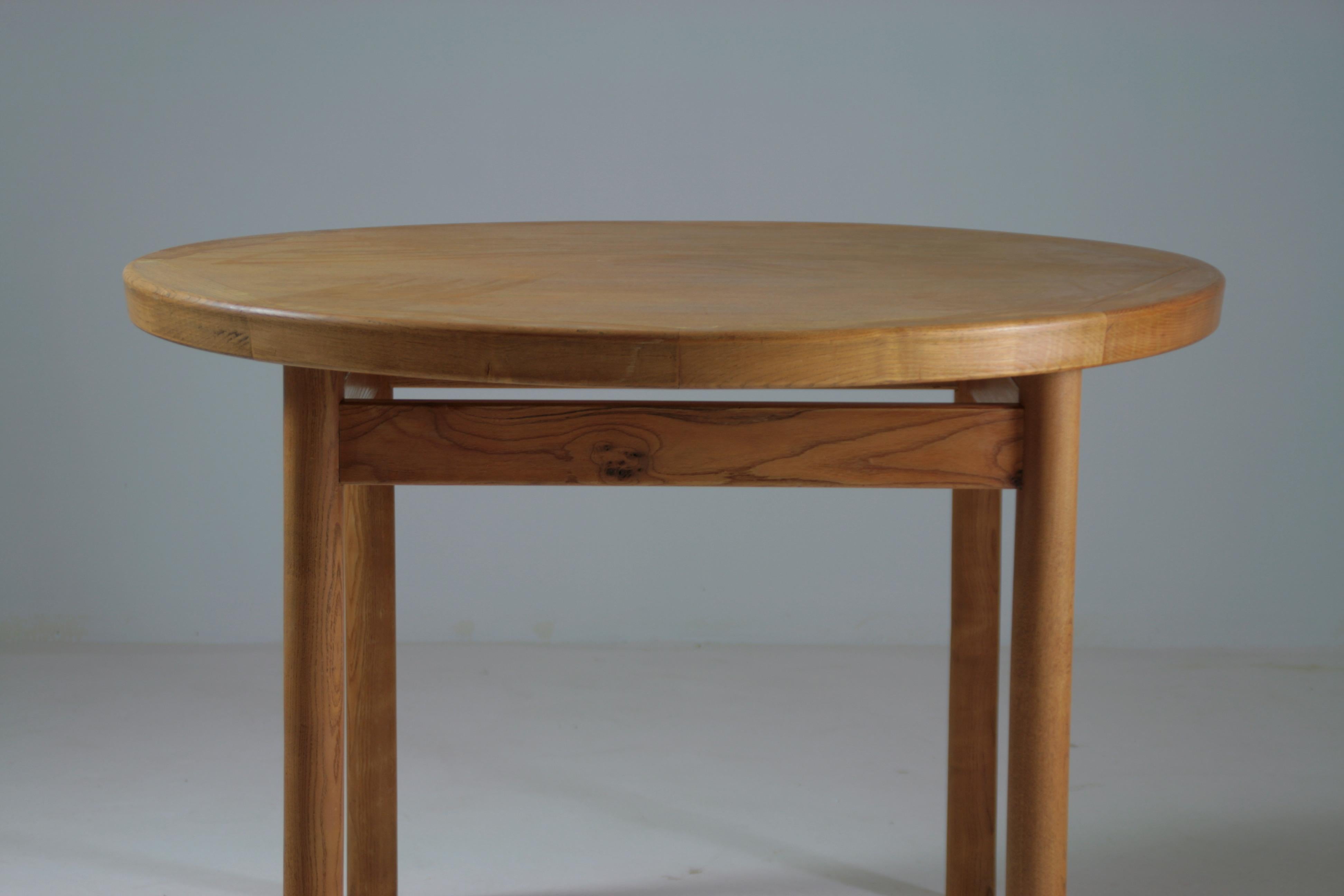 Dordogne model round table by Robert Sentou, France In Good Condition For Sale In GRENOBLE, FR