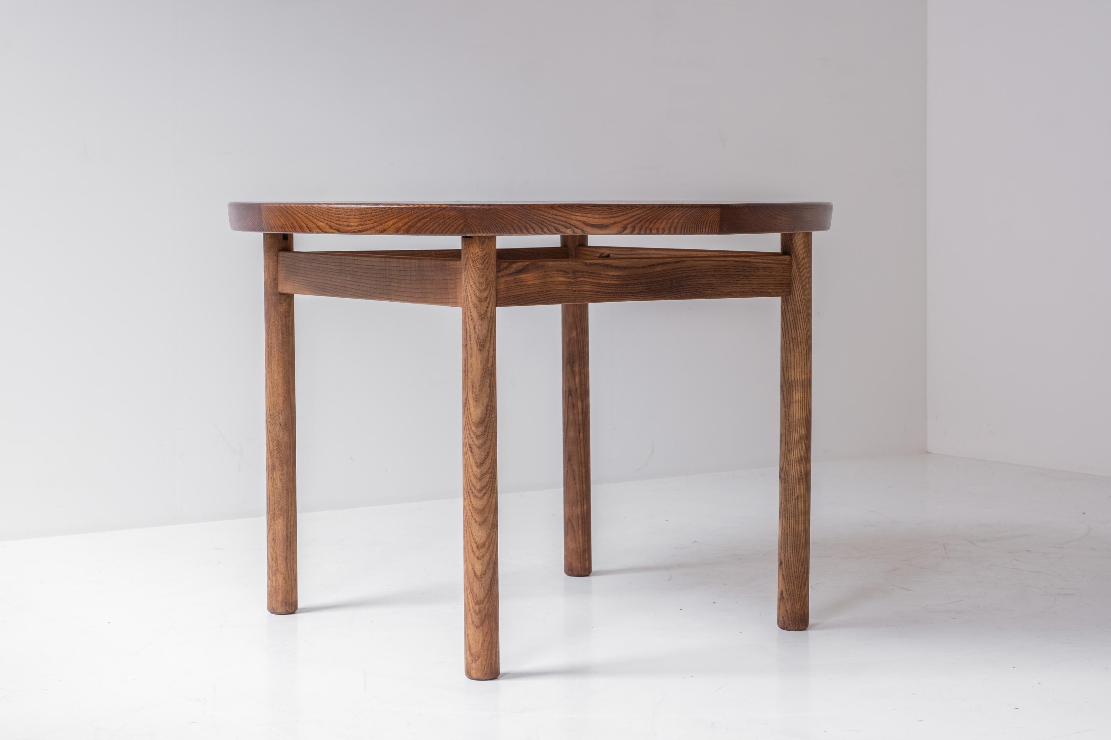 triangle shaped dining table