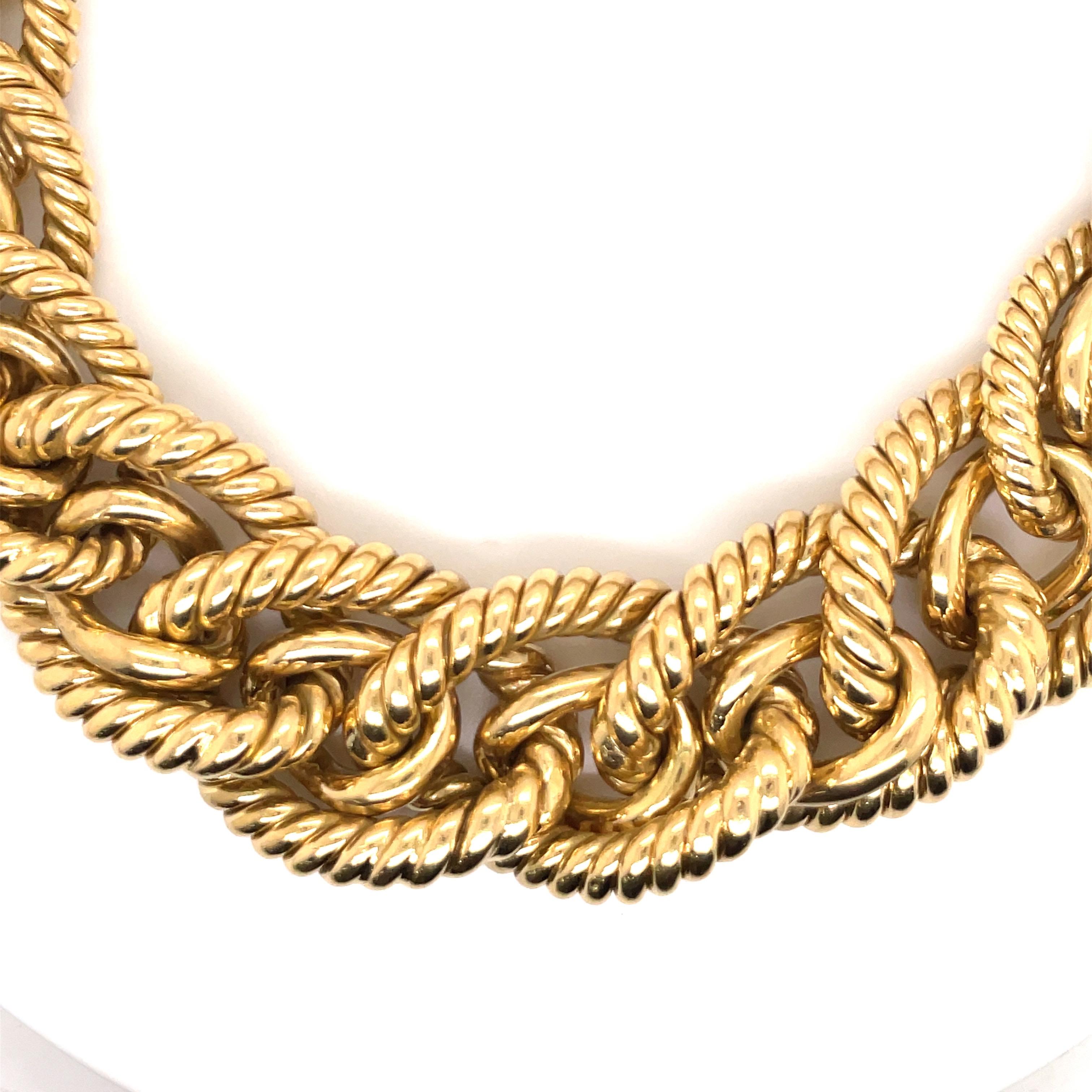 queens link chain