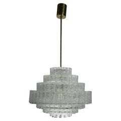 Chandeliers and Pendants