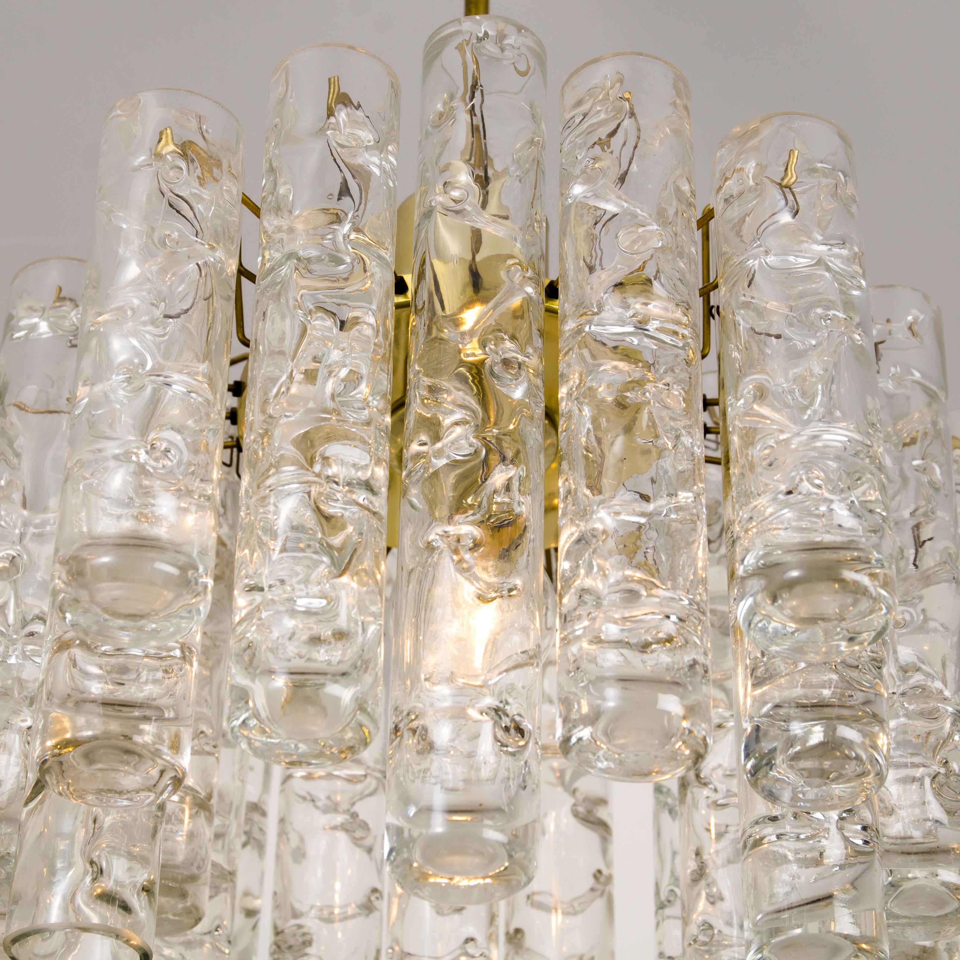 Doria Five-Tiers Blown Glass and Brass Chandelier, 1960 In Good Condition For Sale In Rijssen, NL