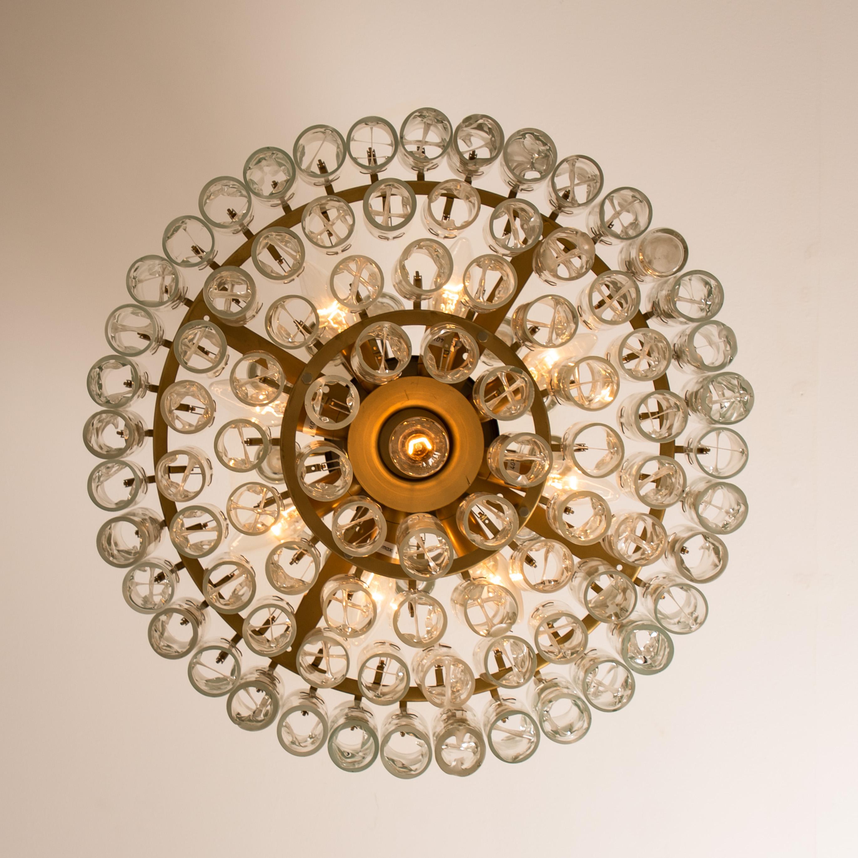 Lampadario Doria a cinque piani in vetro soffiato e ottone, 1960 in vendita 1