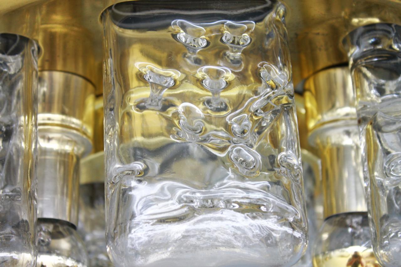 Doria Flush Mount Chandelier in Brass and Glass, 1960s In Good Condition For Sale In Frankfurt / Dreieich, DE