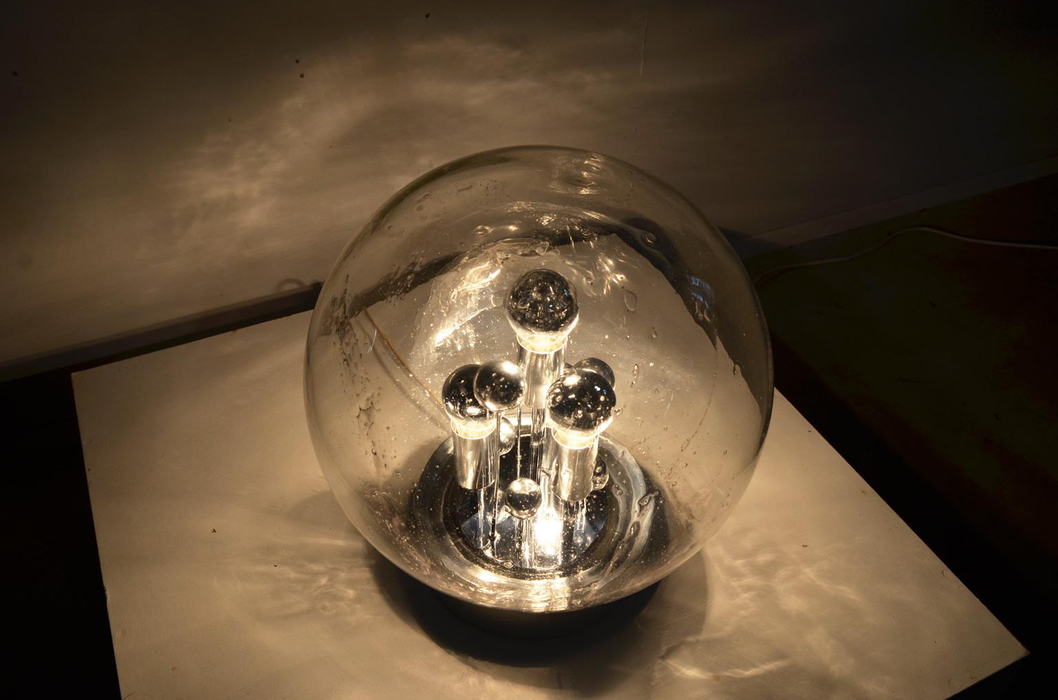 Tischlampe aus mundgeblasenem Glas von Doria, Deutschland im Angebot 1