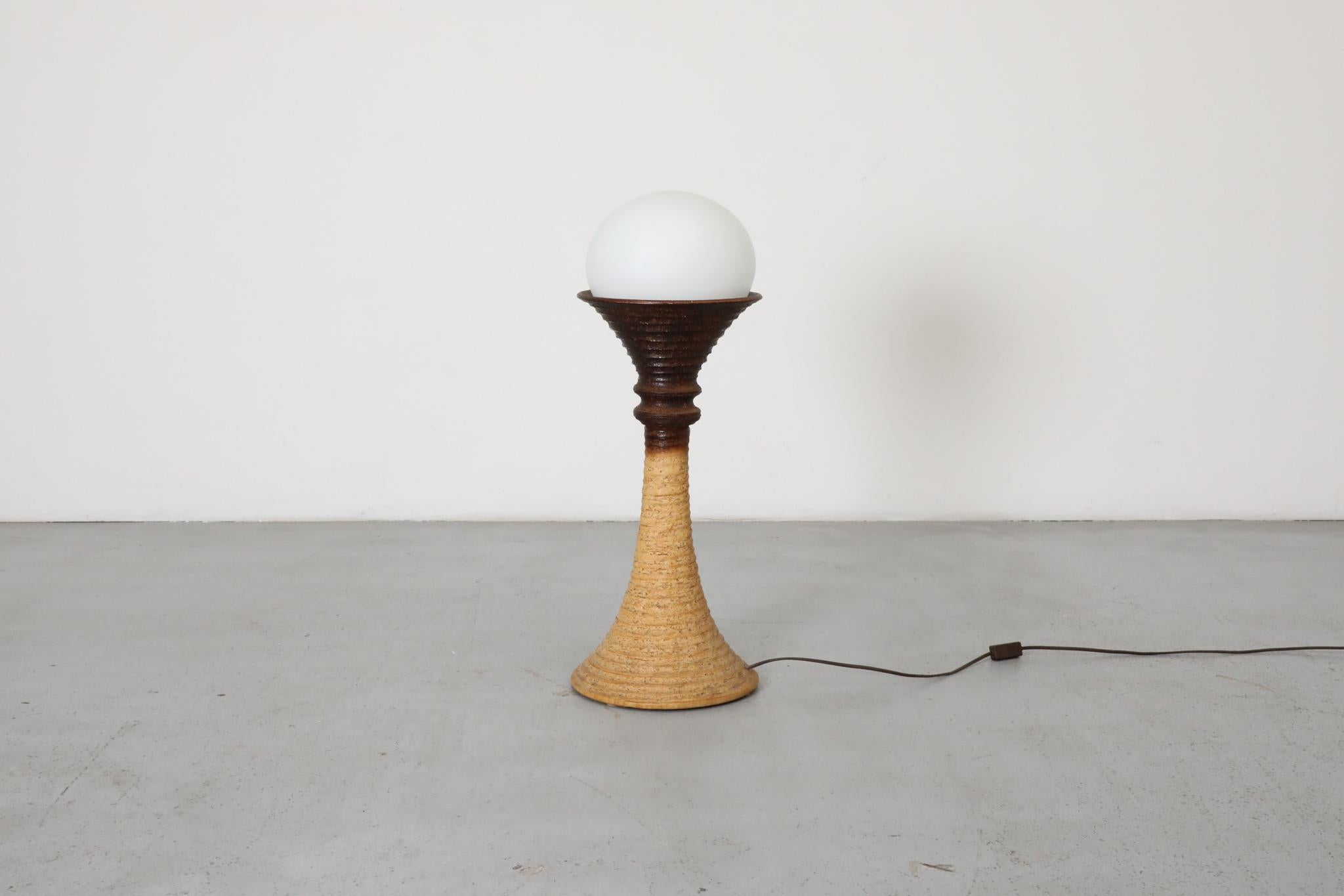 Lampada da terra in ceramica di Doria Leuchten, anni '70 In condizioni buone in vendita a Los Angeles, CA