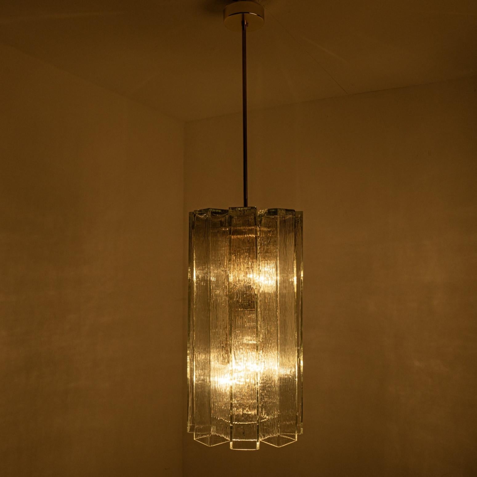 Pendentif Doria en verre côtelé et laiton, Allemagne, années 1960 en vente 10