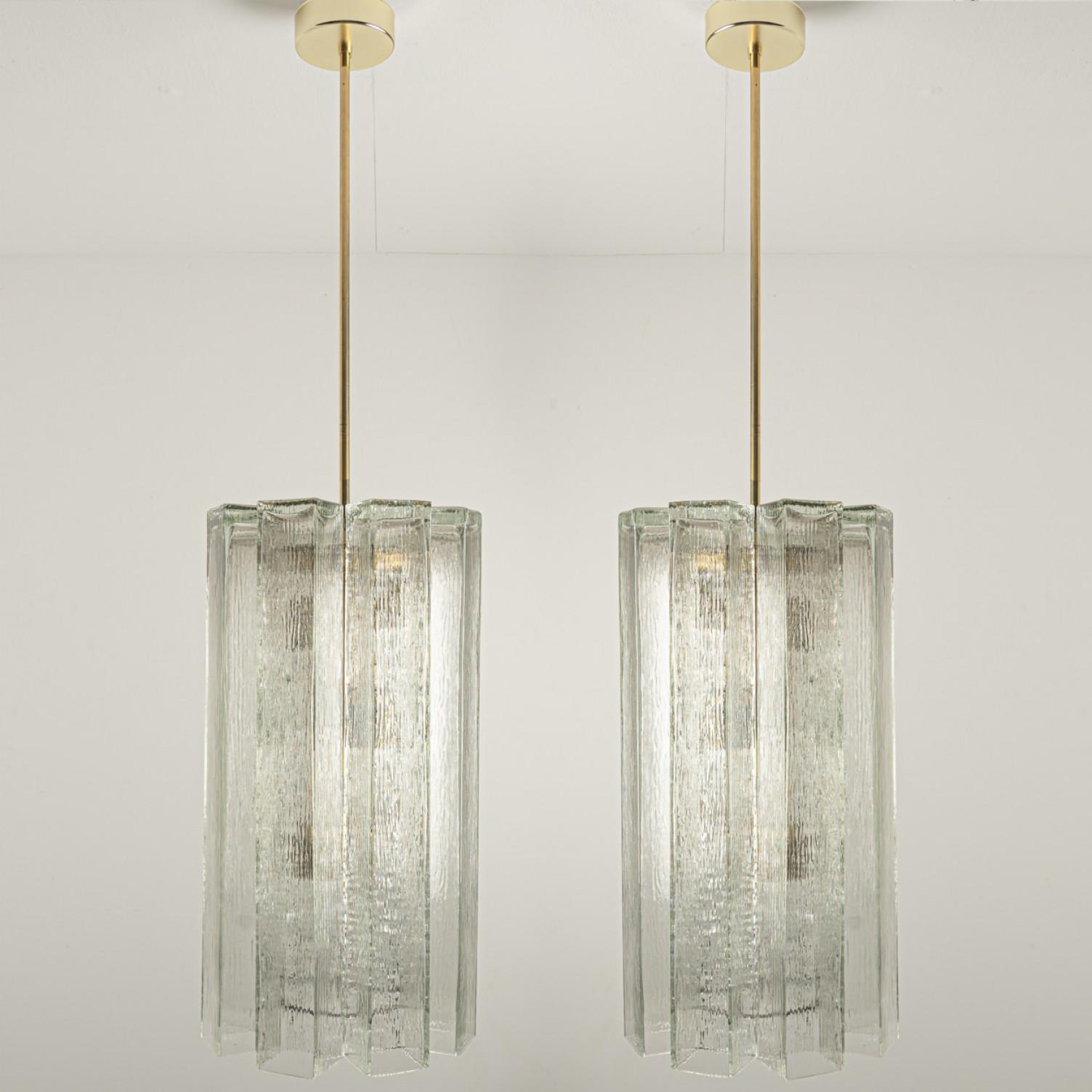 Pendentif Doria en verre côtelé et laiton, Allemagne, années 1960 en vente 1