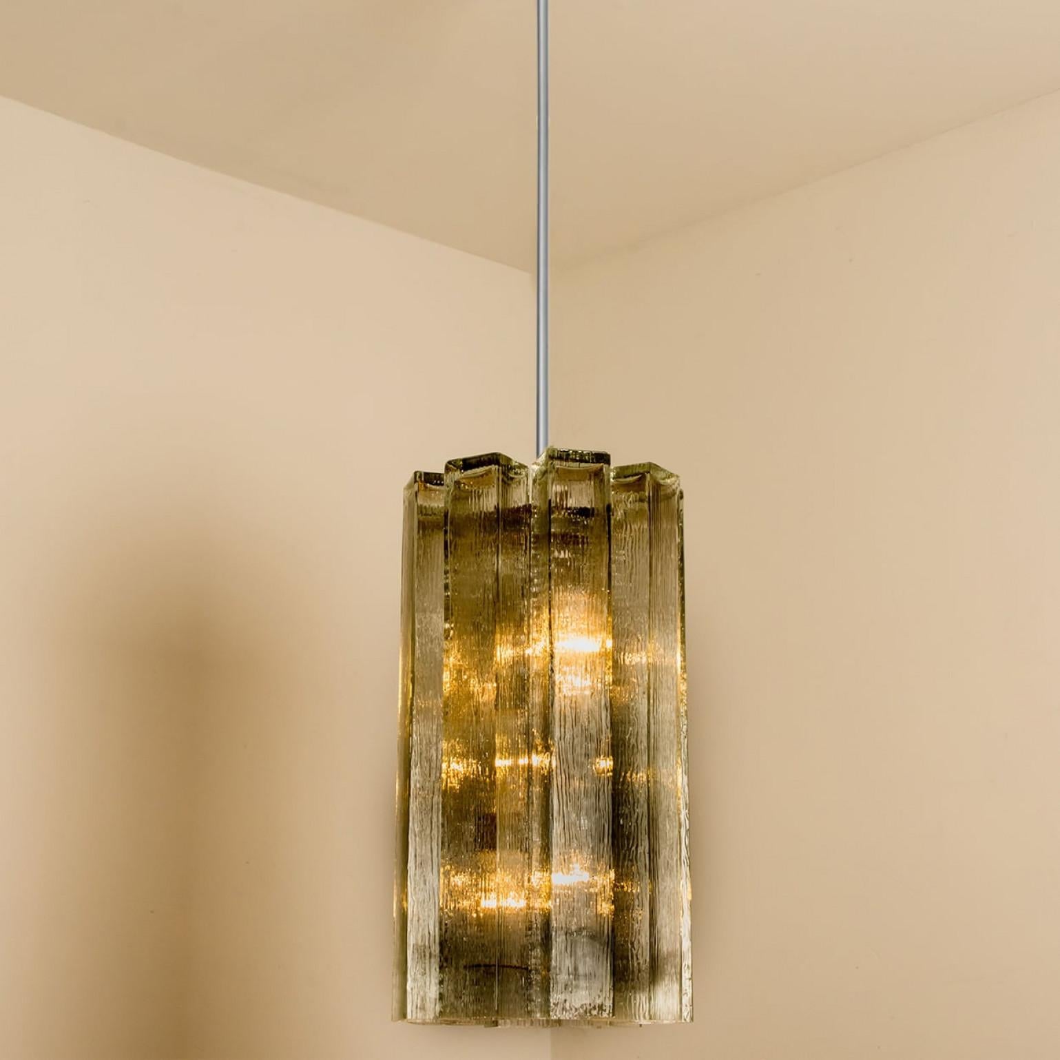 Pendentif Doria en verre strié et chrome, Allemagne, années 1960 en vente 8