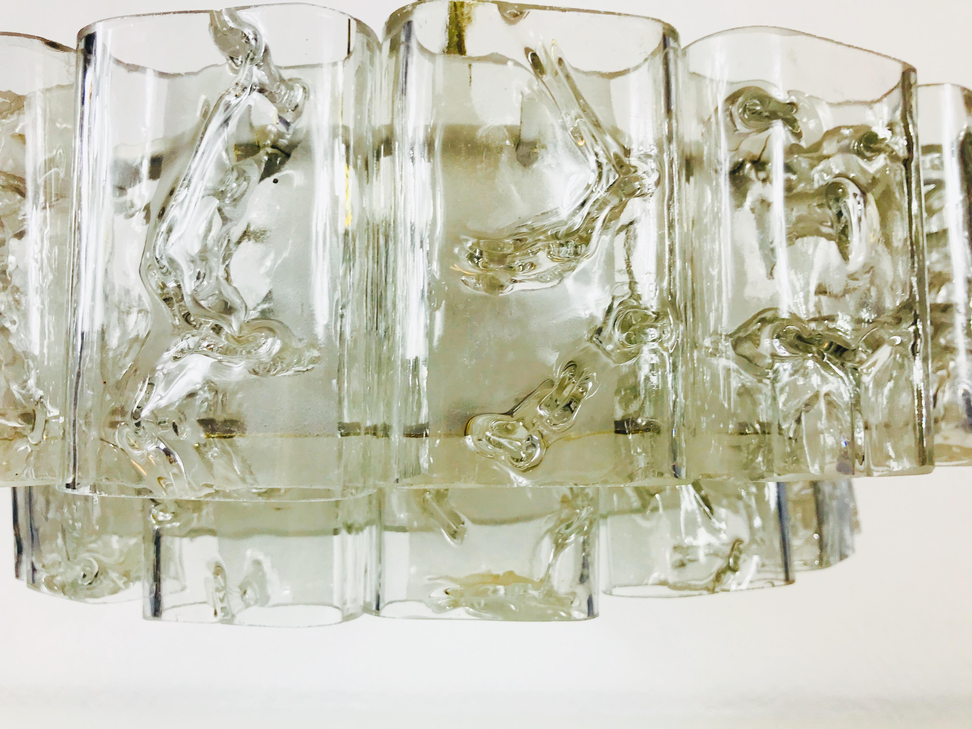 Doria Zweistöckiger kreisförmiger Kristall-Eisglas-Kronleuchter aus der Jahrhundertmitte, 1960er Jahre im Angebot 6
