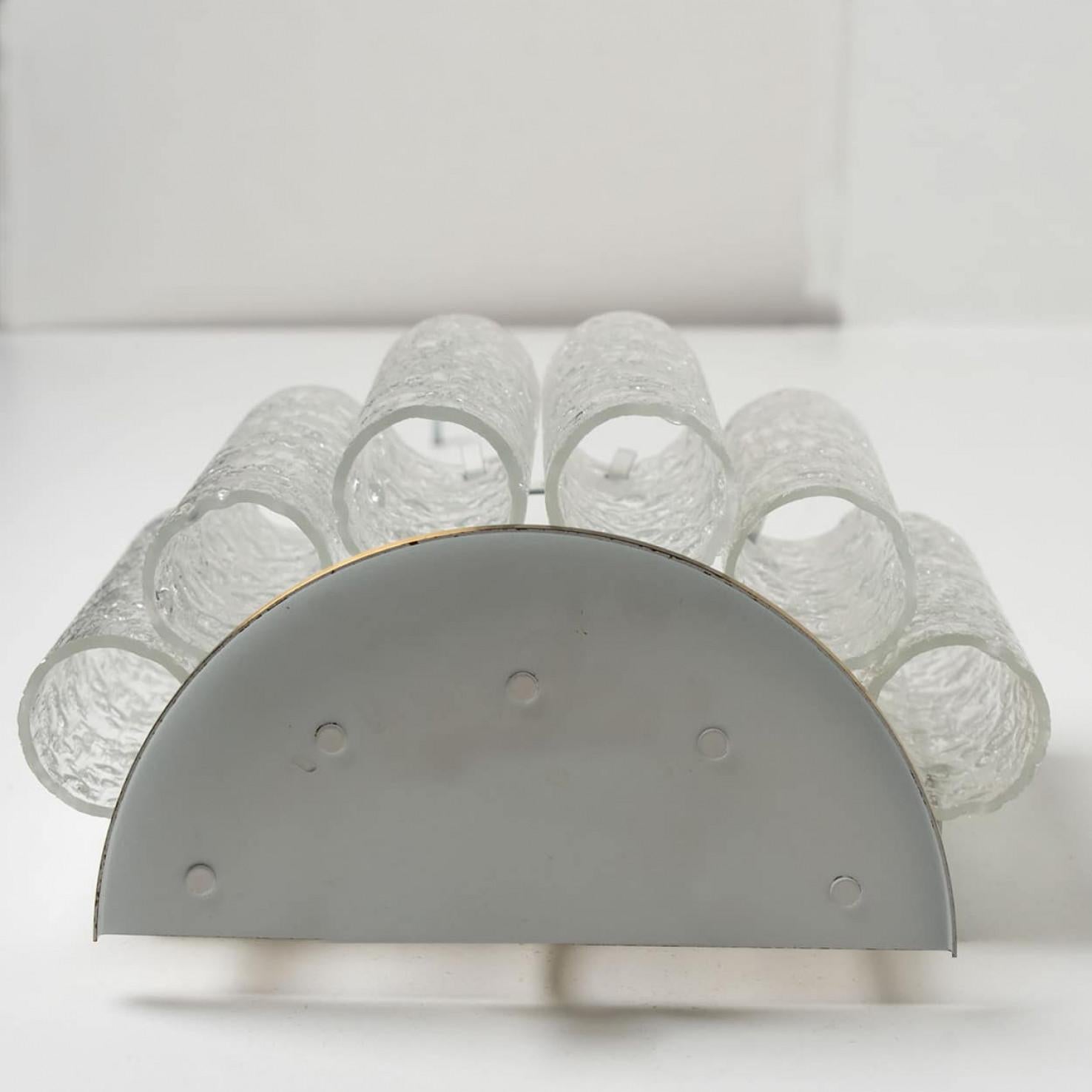 Apliques Doria de latón y cristal, años 60 Otro en venta